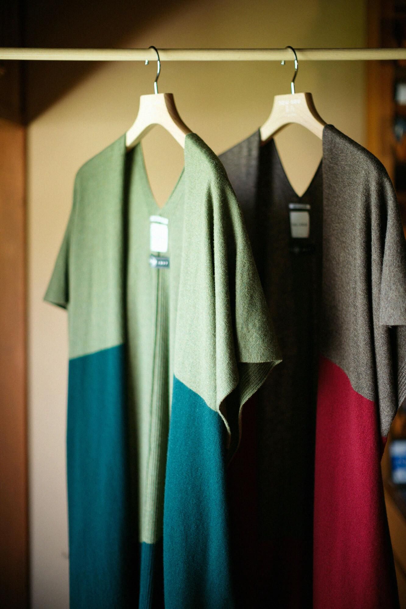 SOU・SOU×ALPHA Cashmere Blended Rectangular Long Open Vest Bi-color / Moss Green×Green