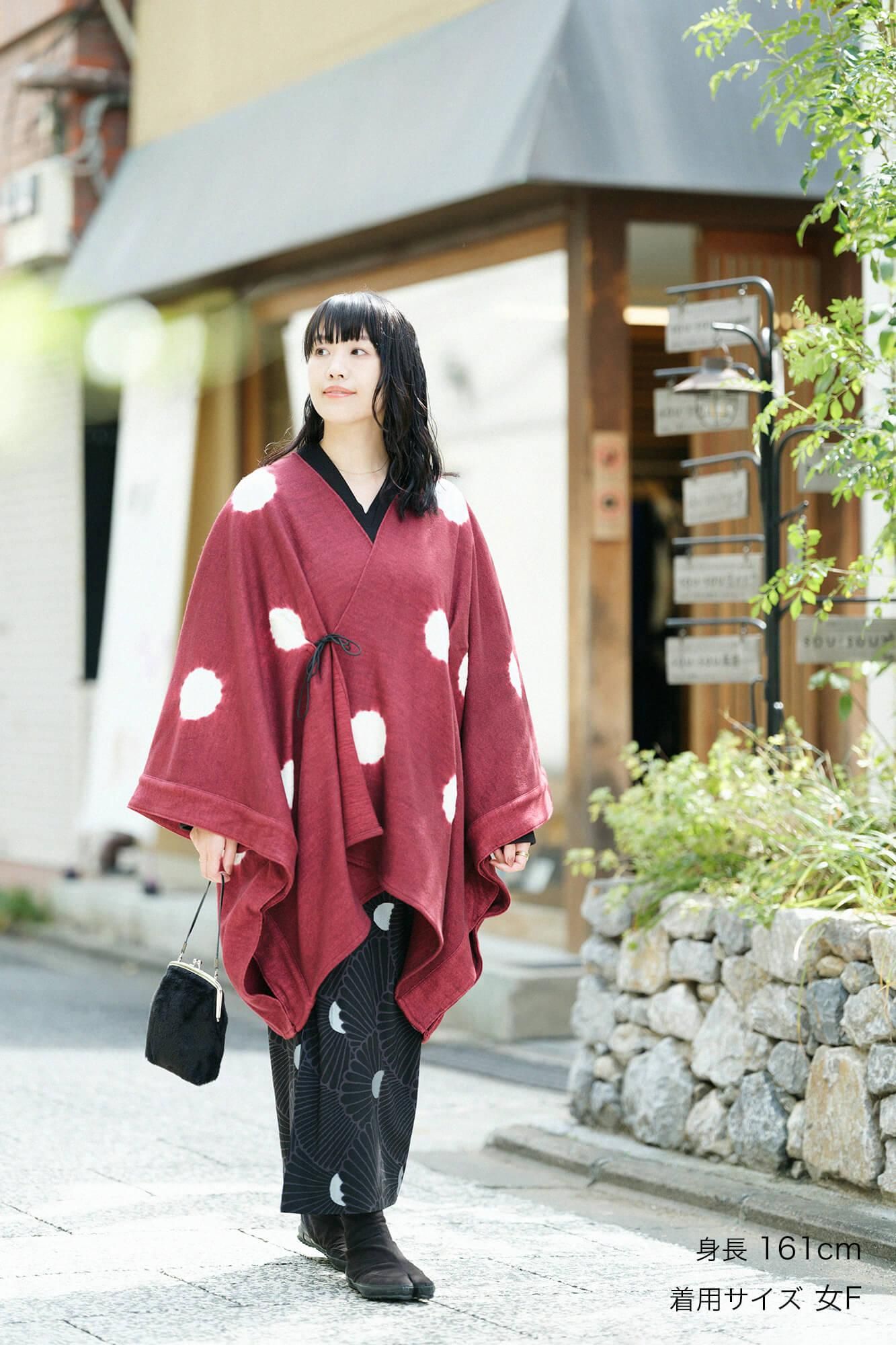 【net限定】近清絞り 梳毛（そもう） 強圧縮天竺（きょうあっしゅくてんじく） きさらぎ／水玉大（みずたまだい） 臙脂色（えんじいろ）×鳥の子色（とりのこいろ）