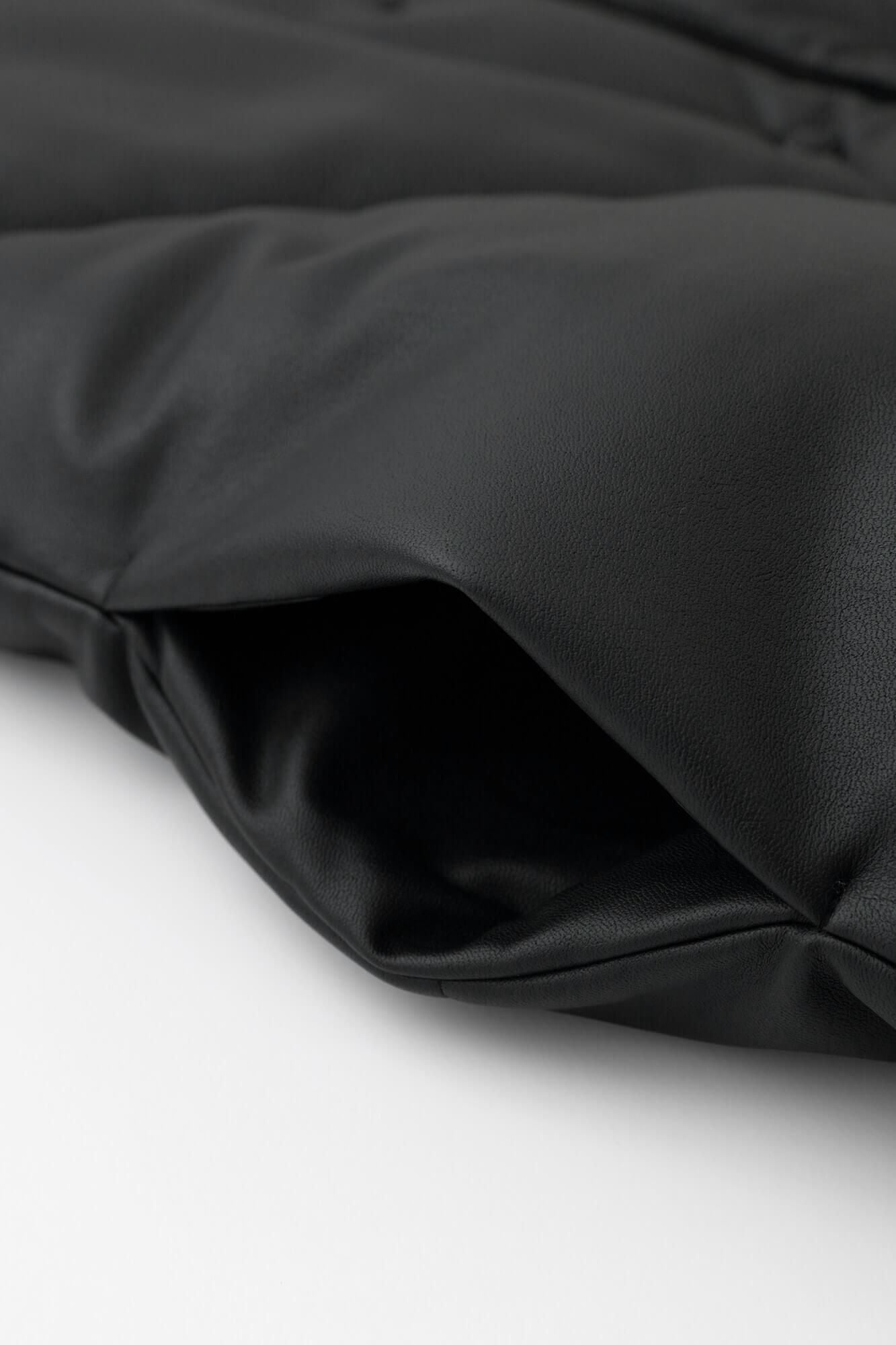 人造皮革 陣羽織夾棉 附裡襯／黑色