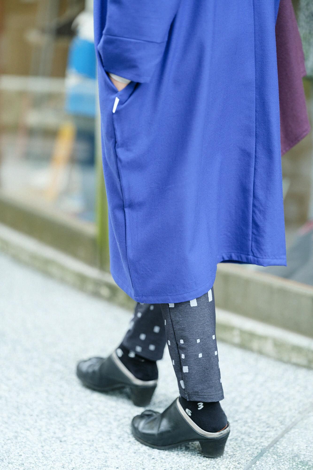 【net Limited】Fine Brushed Hair Twill Weave Slim-type Leggings Pants / Window Dark Grey