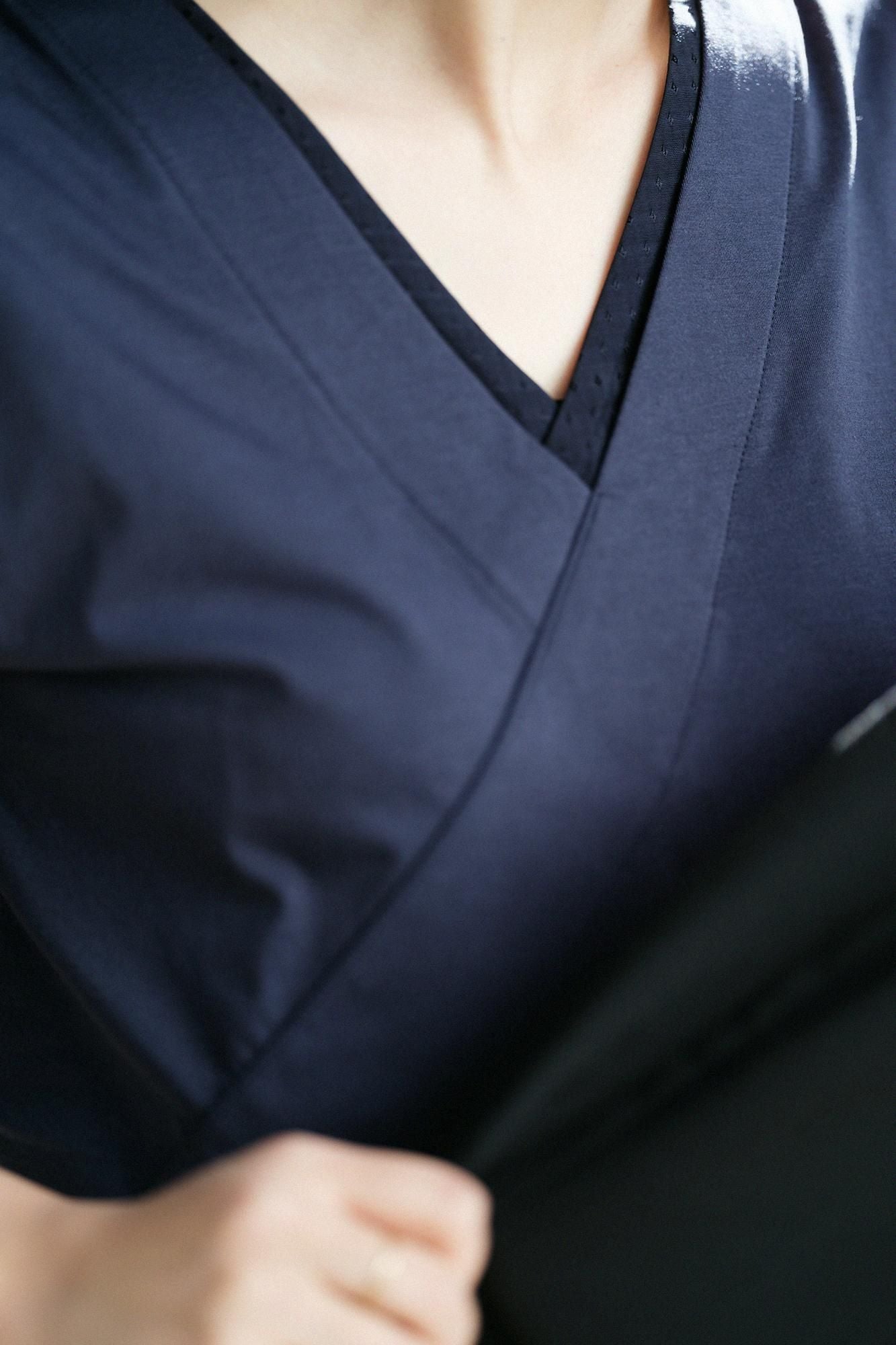 110双 超長綿（ちょうちょうめん）抜半衿（ぬきはんえり）ジバン 七分丈／深紺（しんこん）