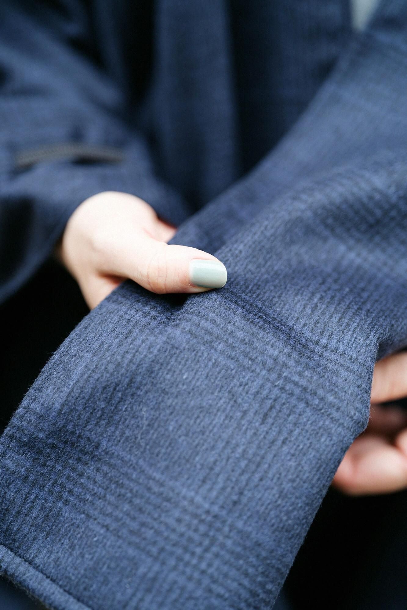 sousou カシミヤ混梳毛きさらぎ透かし肩上げ袖括り 梳毛きさらぎ 透かし肩上げ 袖括り