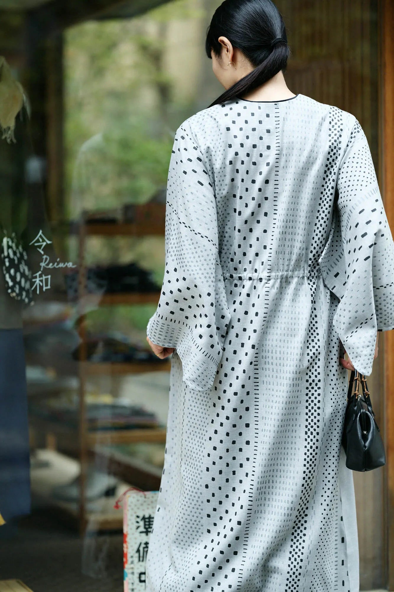 【net limited】Combed Yarn（So-mo) Double V-neck Kimono Dress／Hail Stripesand Blank Silver Grey