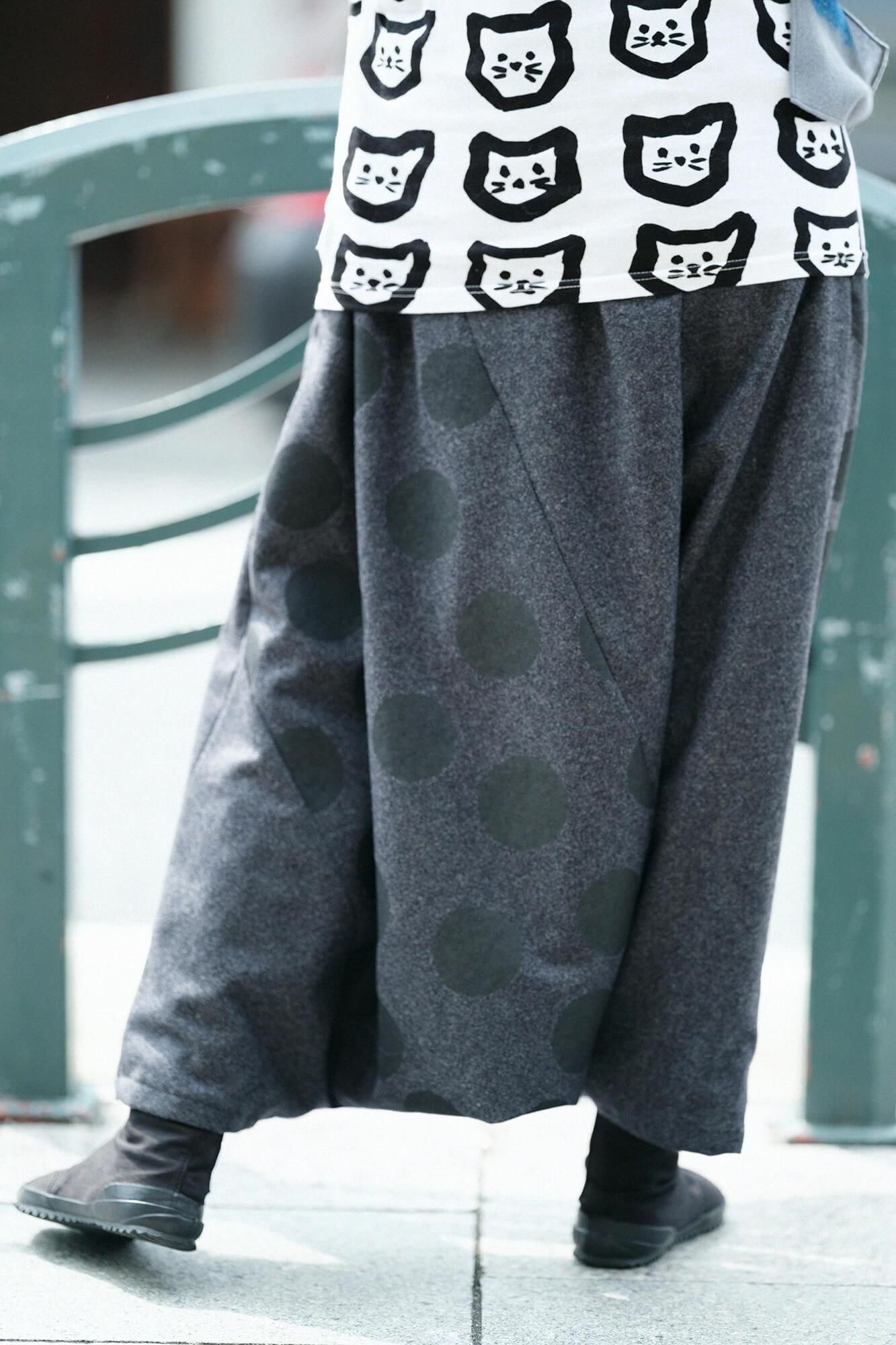 梳毛 富士（飛鼠褲）2.0／深灰色×圓點