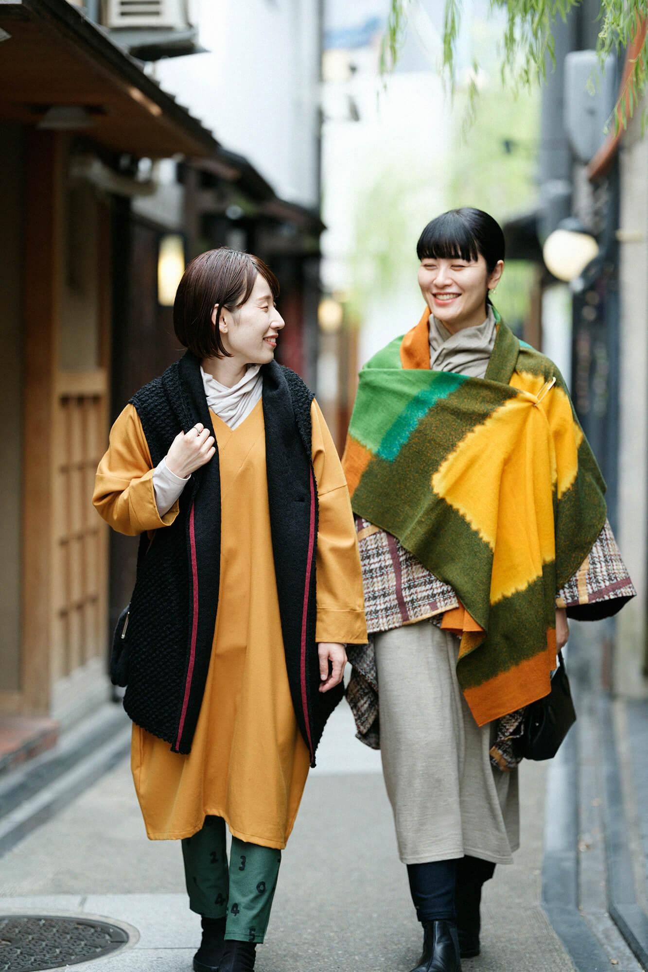 梳毛阿弥（そもうあみ） 衿巻薙刀長方形衣（えりまきなぎなたちょう