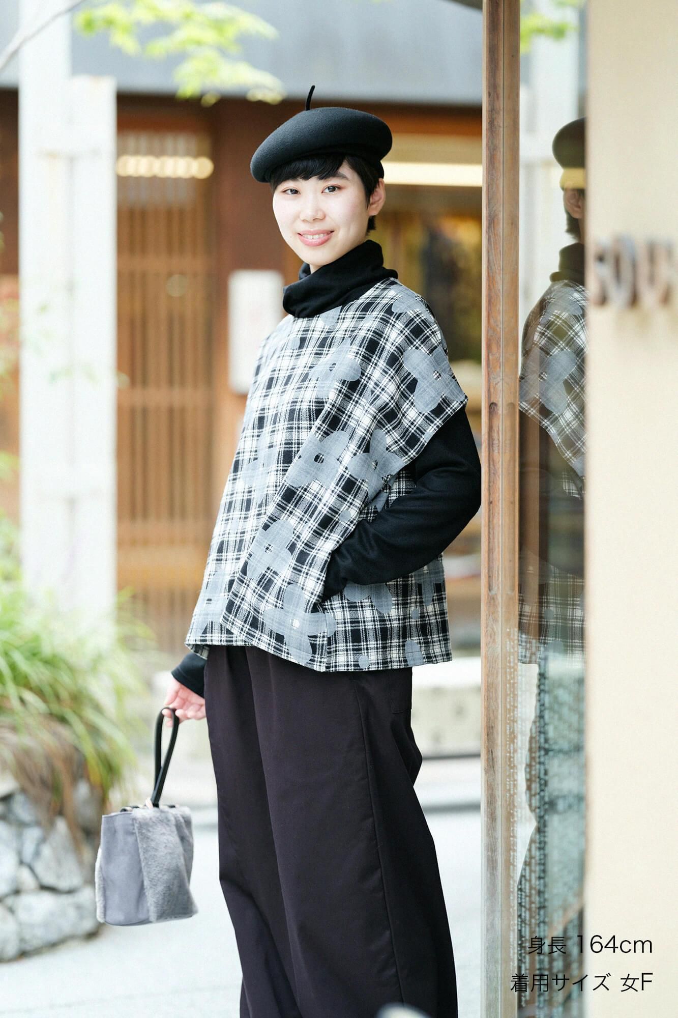 [预订] [仅限在线] 精纺格纹、方袍、肩线/山花风（*预计11月25日左右发货）