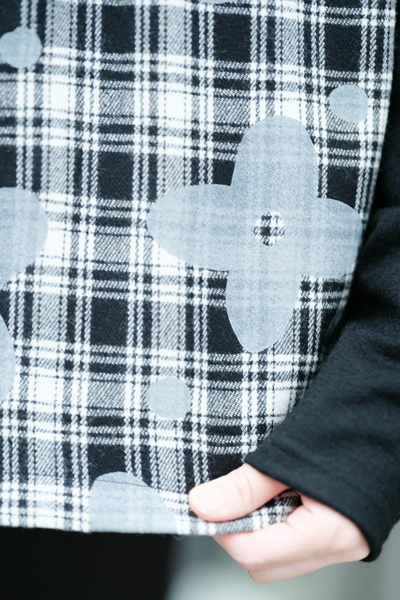 [预订] [仅限在线] 精纺格纹、方袍、肩线/山花风（*预计11月25日左右发货）