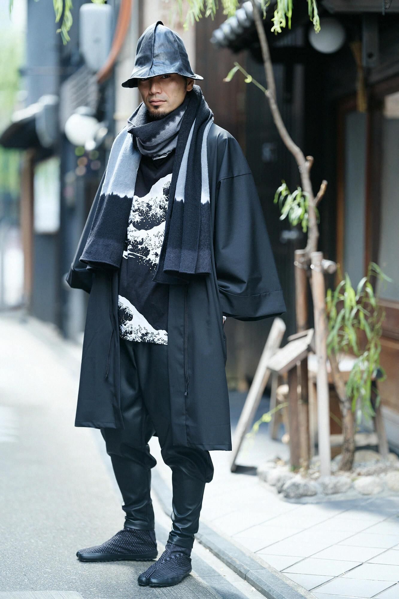 Faux Leather Ichijogasa Shikoro Hat / Black