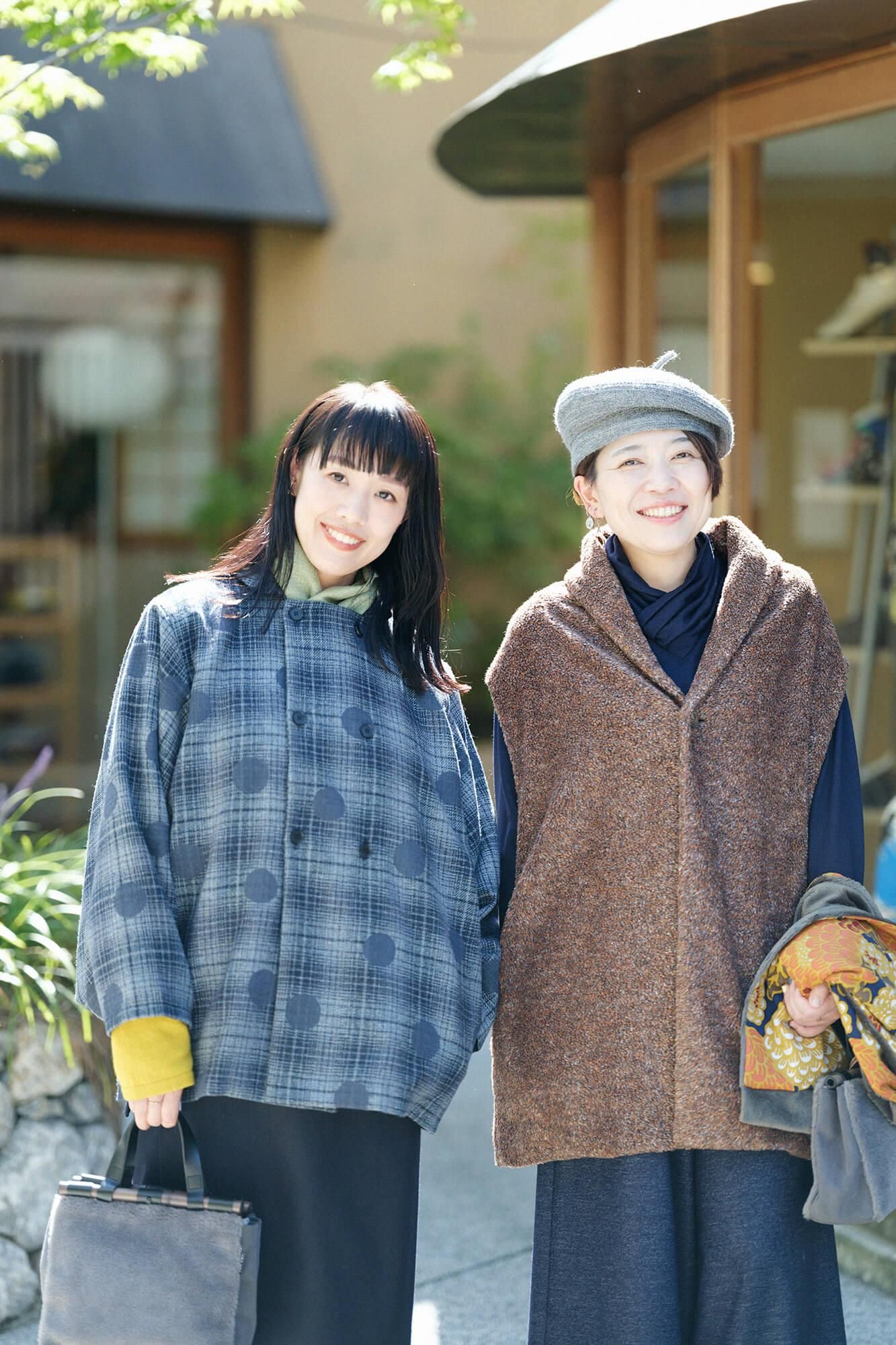 平針織 可洗羊毛 高領上衣／暗藍色