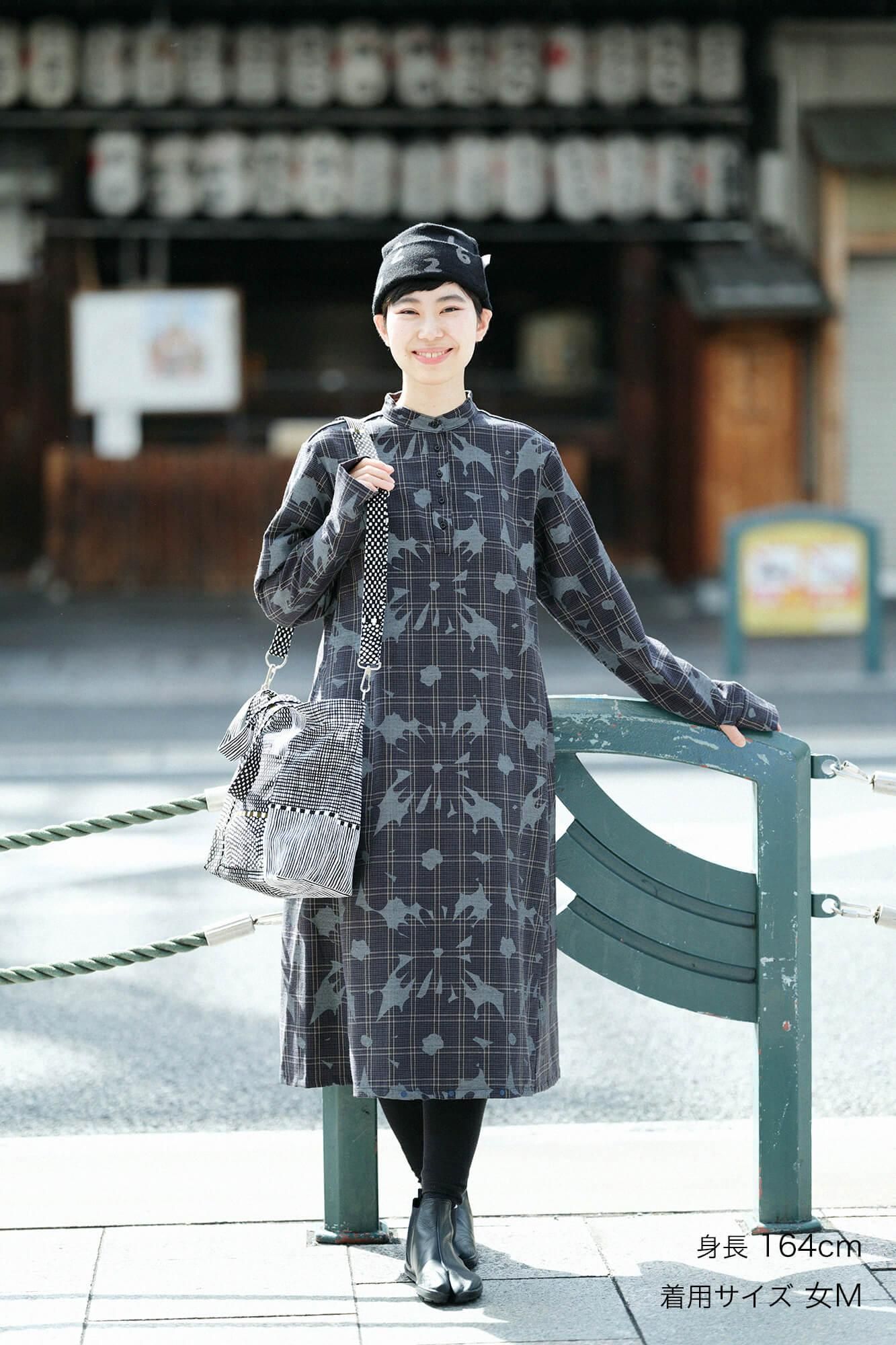 【◯预订】羊毛 x 亚麻混纺格纹 H.N.BIKE One Piece / Easygoing（*预计 12 月 2 日左右发货）