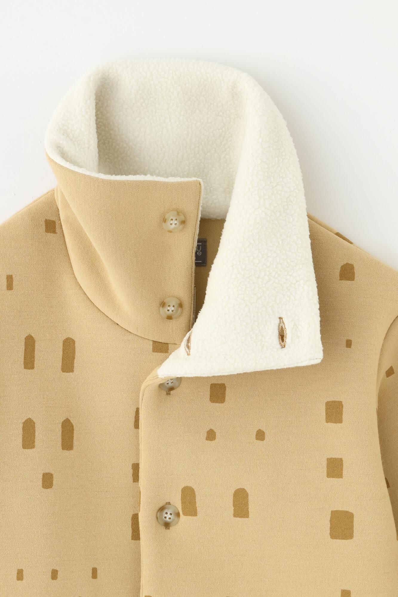 瓦楞針織 高領開襟外套／窗 淡黄色