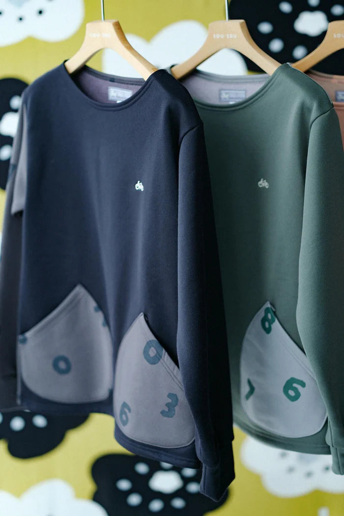 ボートネックシャツ