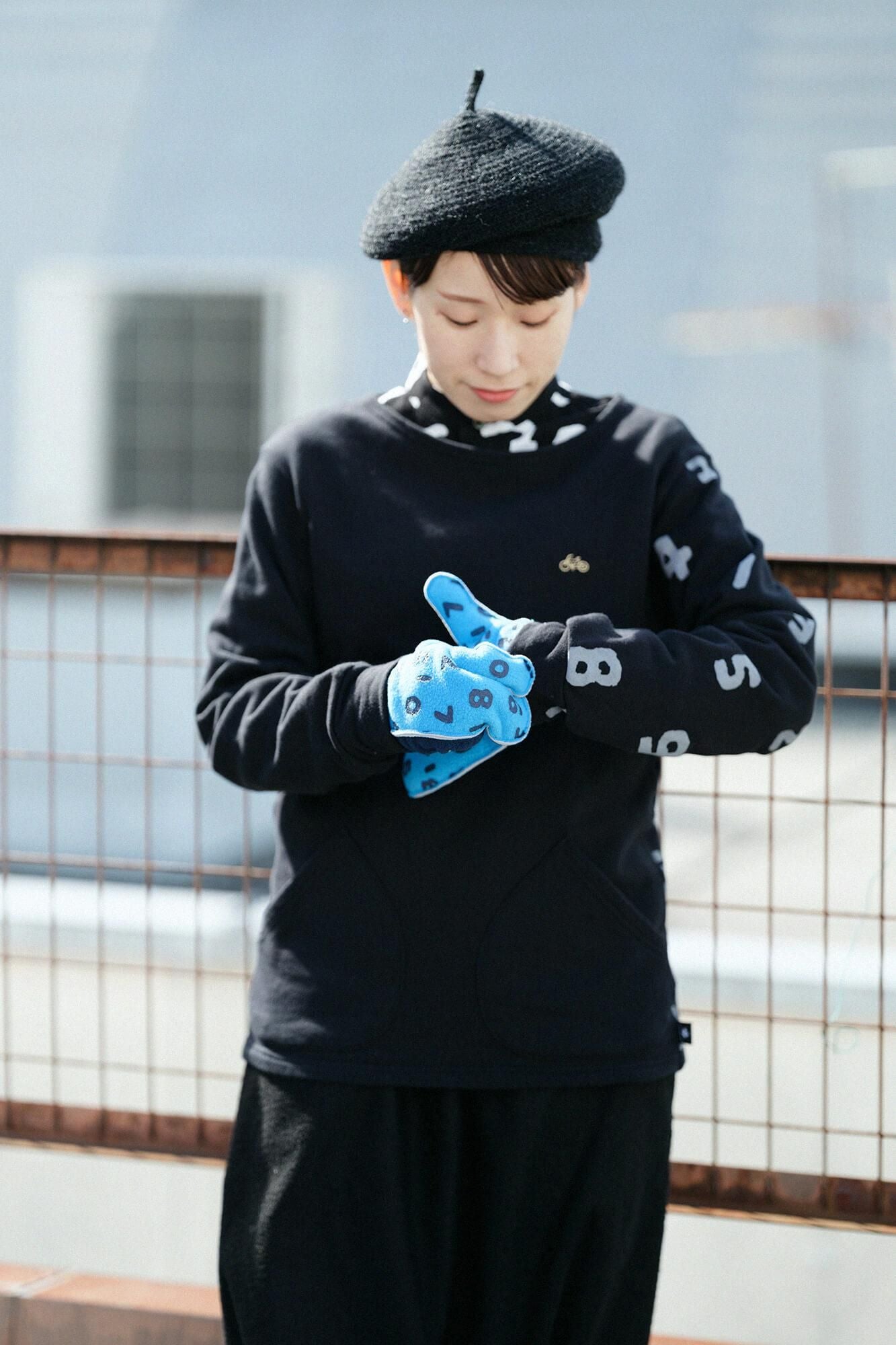 【net限定】あっちグローブ touch／SO-SU-U昆（こん） 上下（しょうか） 露草色（つゆくさいろ）