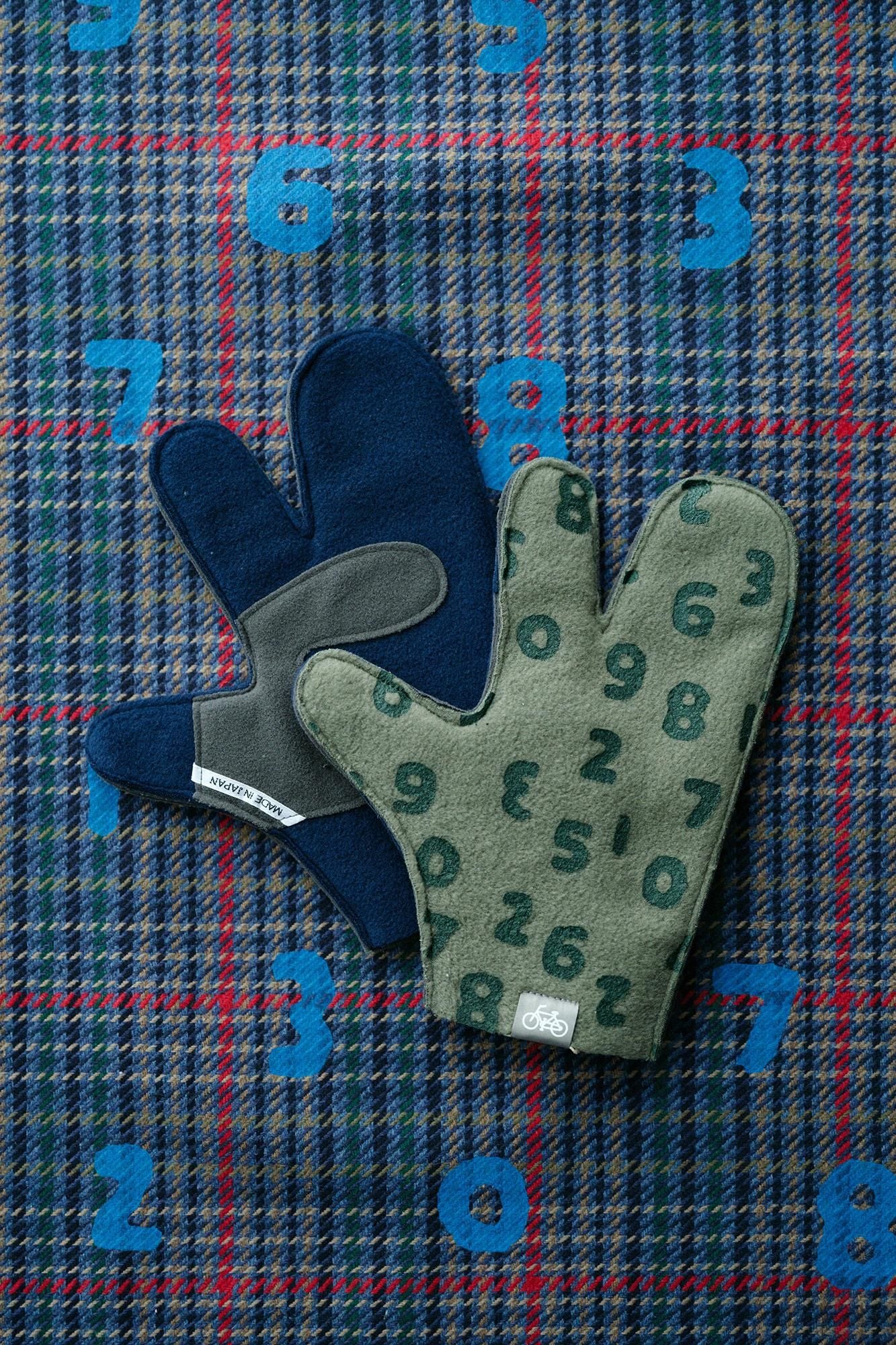 あっちグローブ touch／SO-SU-U昆（こん） 上下（しょうか） 加茂川鼠（かもがわねず）