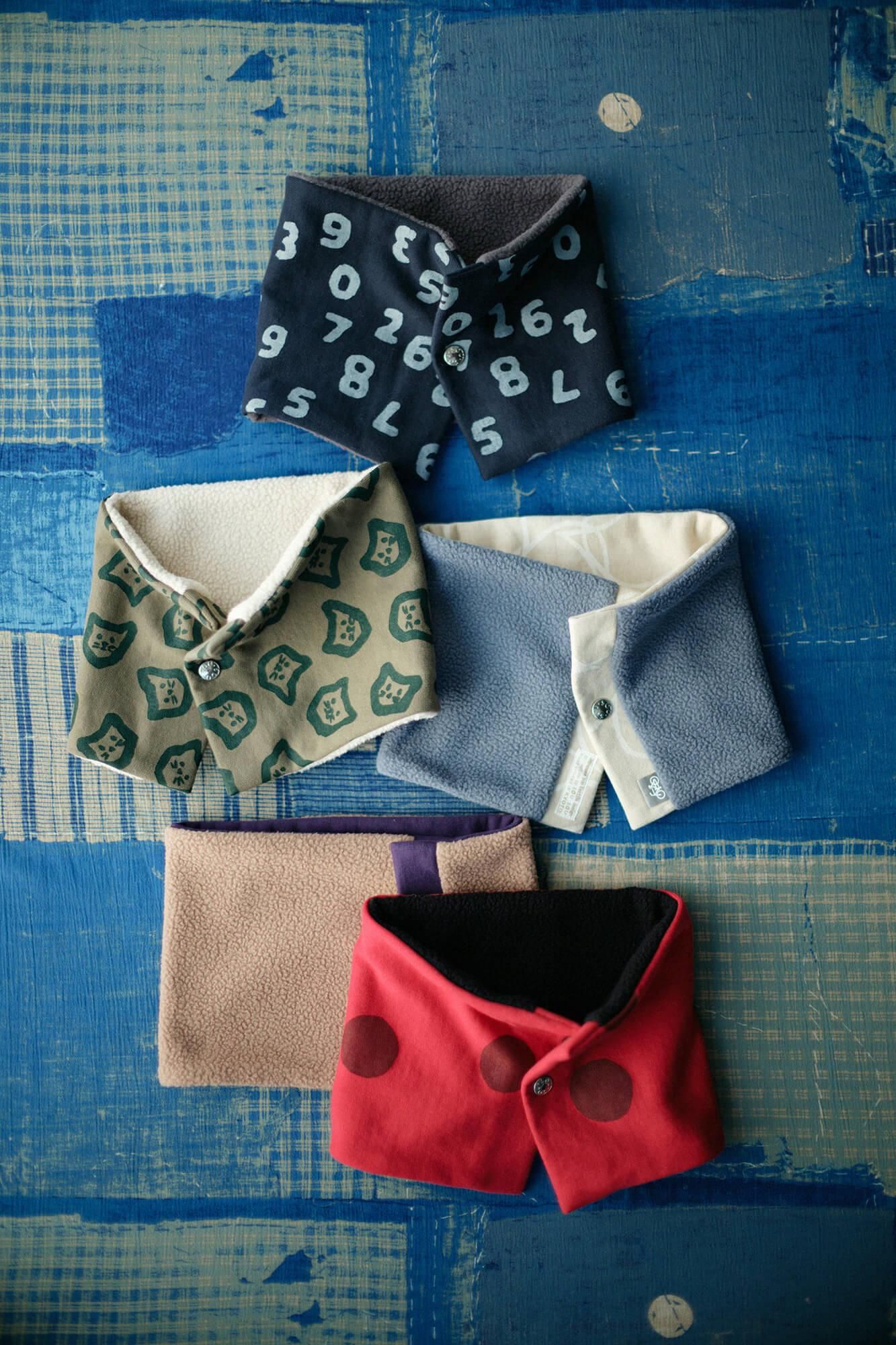 【net限定】リバーシブル BIKEネックウォーマー／チャリンチャリンマーラ 紫紺色（しこんいろ）