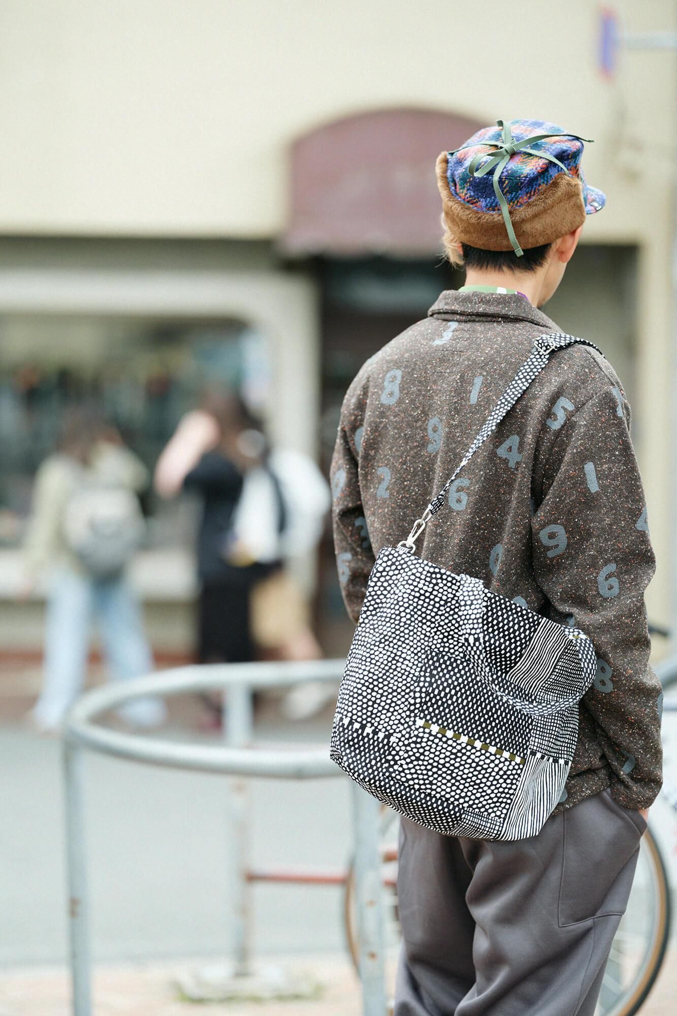 2WAY BIKE Tote/Magasane Ink schwarz und moos (Sumikuro Nikoke)