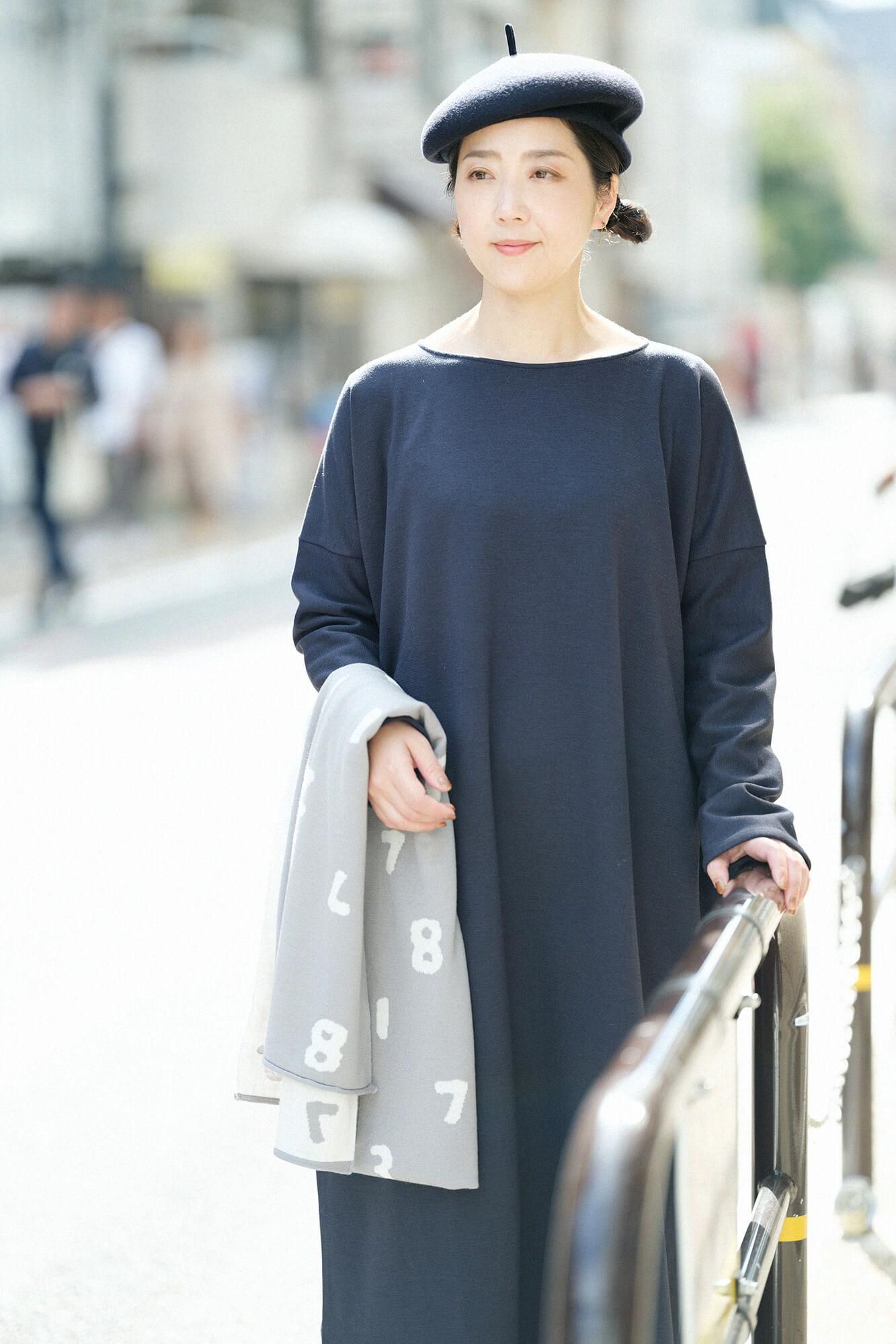 【預購】Soft Thermo(R) 內起絨船領 長袖連身裙 超長版／暗藍色（※預計於12月9日左右發貨）