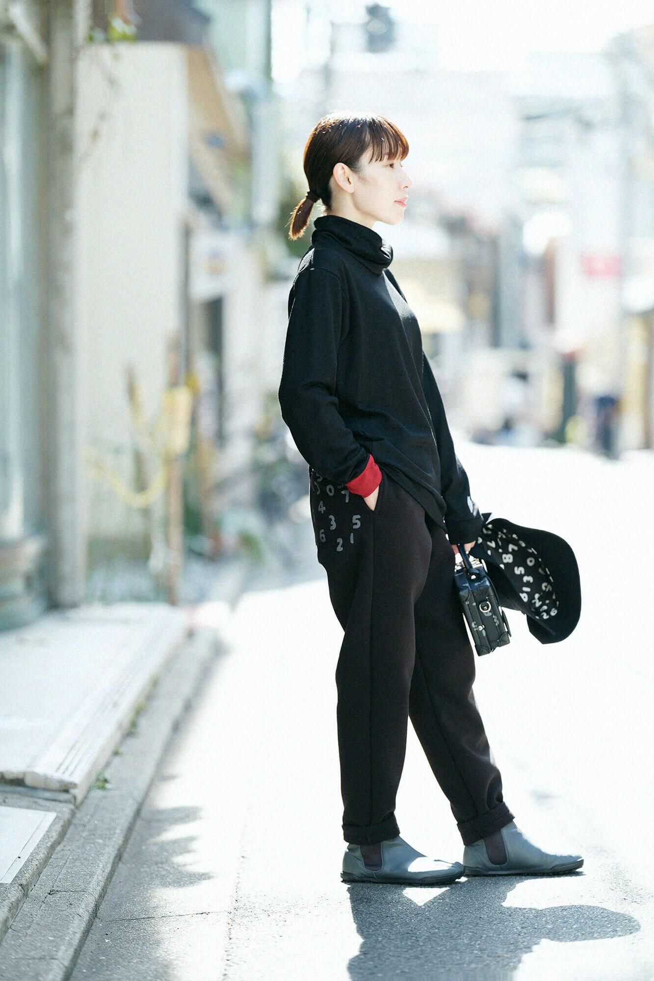 【預購】平針織 可洗羊毛 造型高領L/S長版上衣／黑色（※預計於12月9日左右發貨）