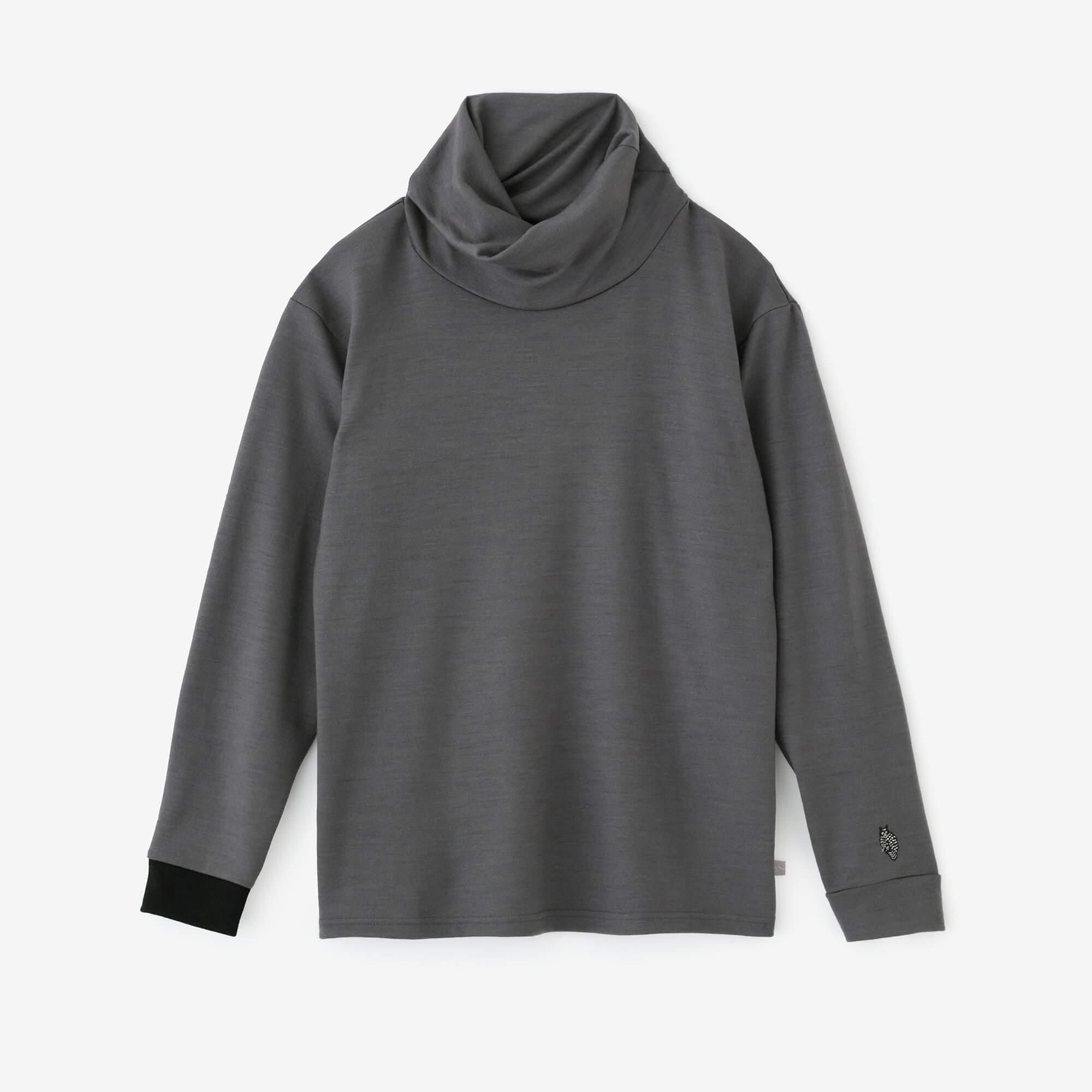 予約】ウォッシャブルウール天竺 ツイストタートル L/S／濡羽色（ぬれ