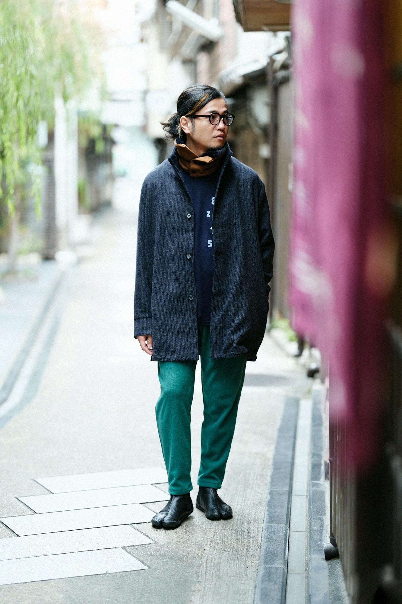 ウォッシャブルウール天竺 長袖ポケットTシャツ／深紺（しんこん）