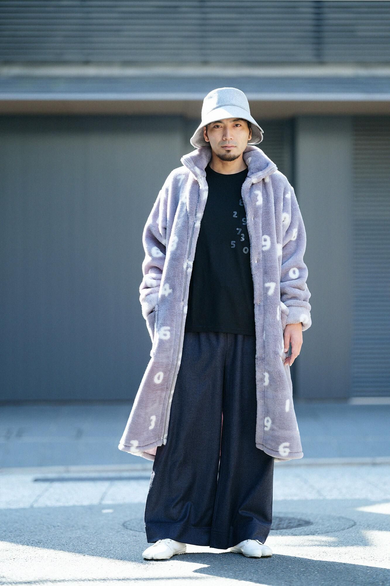 ウォッシャブルウール天竺 長袖ポケットTシャツ／濡羽色（ぬればいろ）