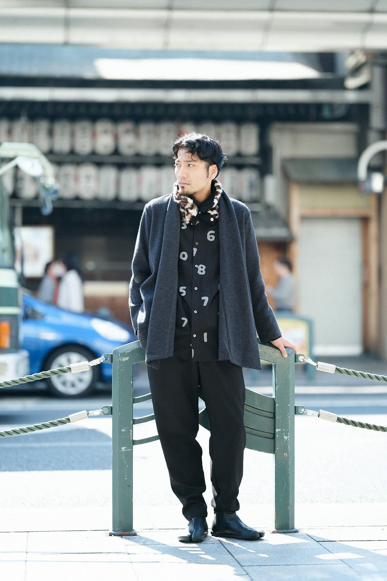 【預購】人造毛皮 雙面用短圍巾／黑色×豹紋（※預計於12月9日左右發貨）