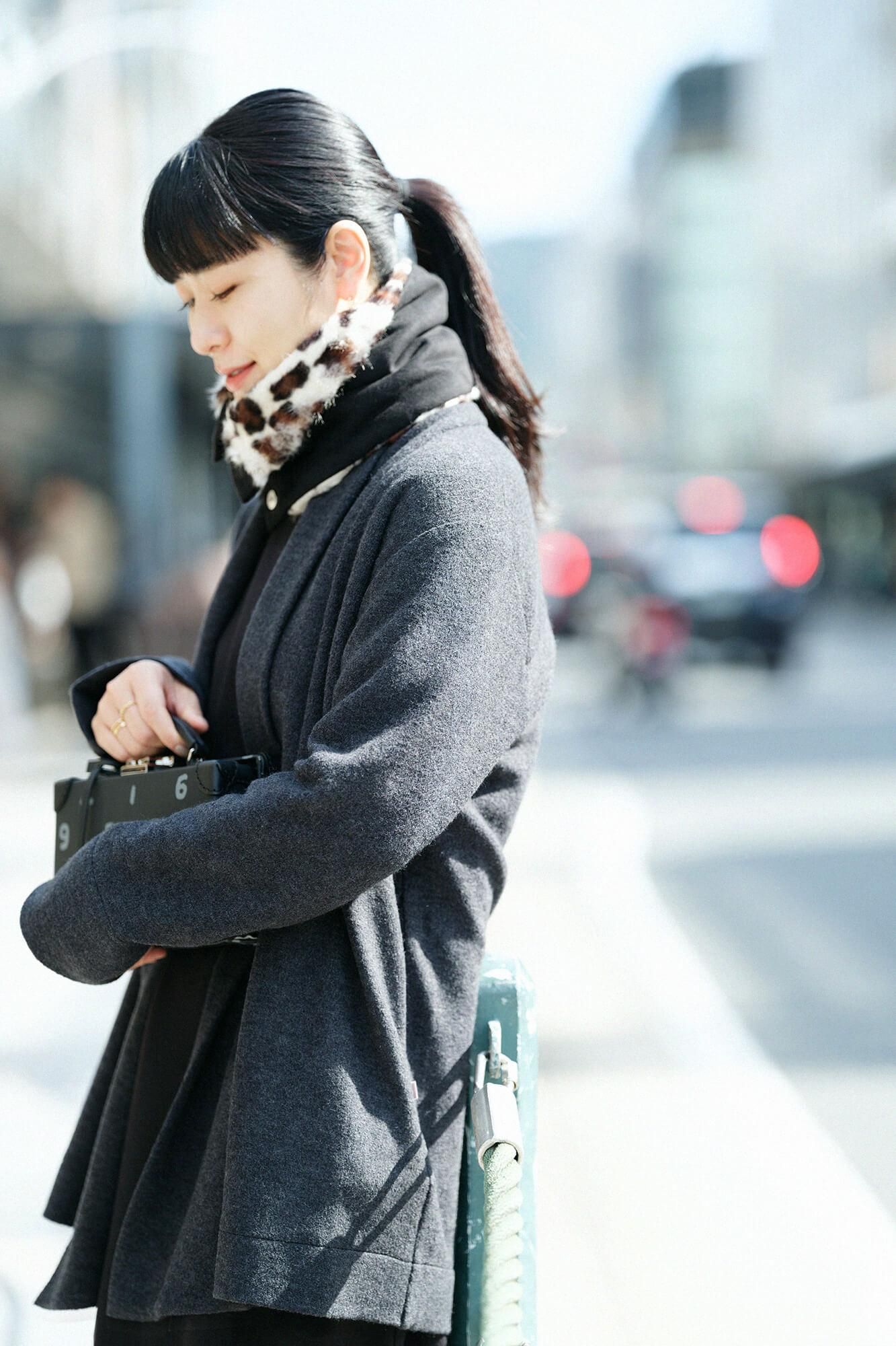 【預購】人造毛皮 雙面用短圍巾／黑色×豹紋（※預計於12月9日左右發貨）