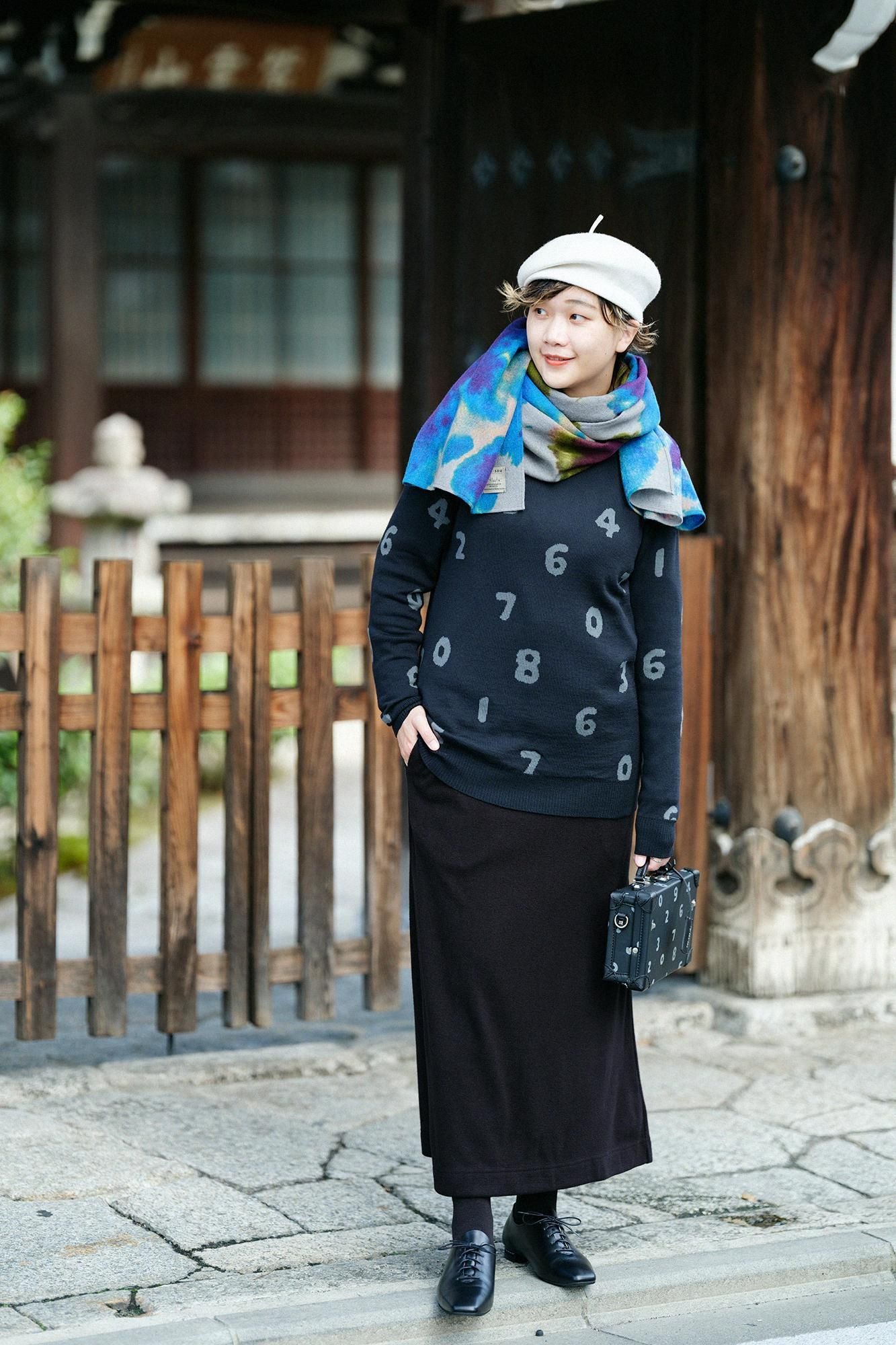 Super 140의 Jacquard Crew Neck Knit/SO-SU-U 검은색