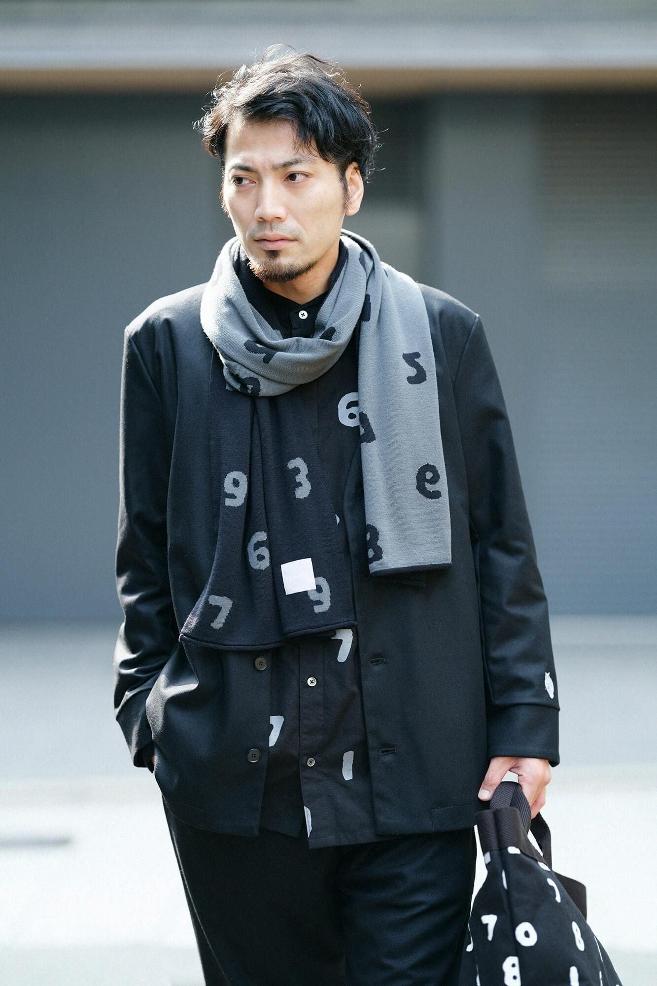 スーパー140'sジャカード マフラー／SO-SU-U 濡羽色（ぬればいろ）