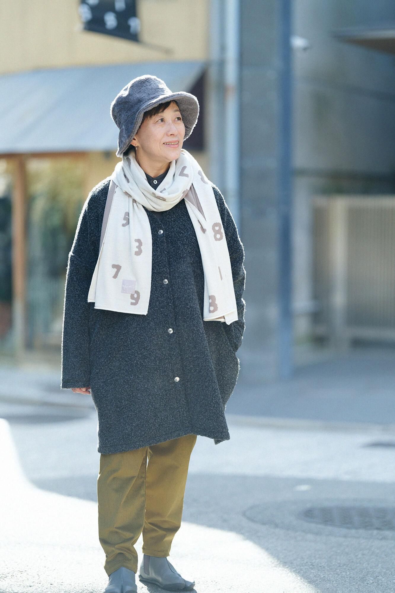 スーパー140'sジャカード マフラー／SO-SU-U 生白（きじろ）