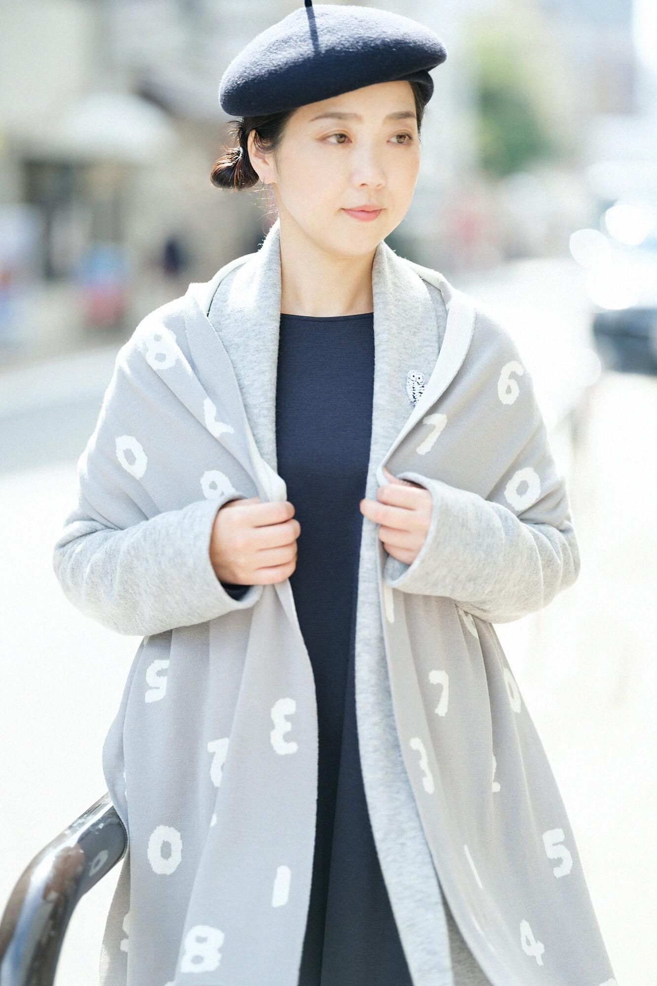 Super 140's Jacquard Muffler / SO-SU-U Grey