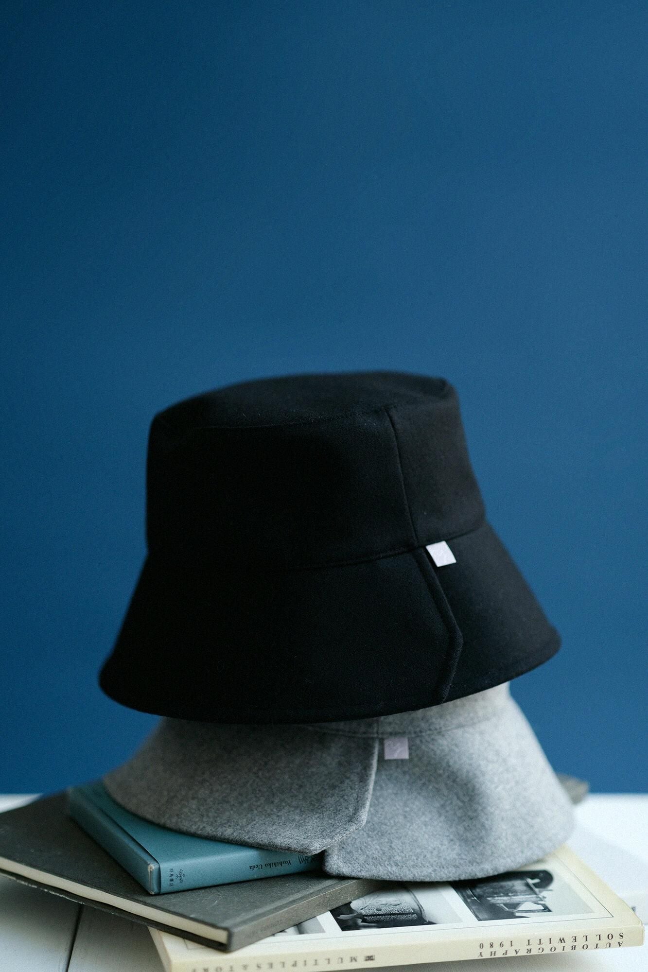 Super 100's 法蘭絨開口漁夫帽／黑色× SO-SU-U十數 昆