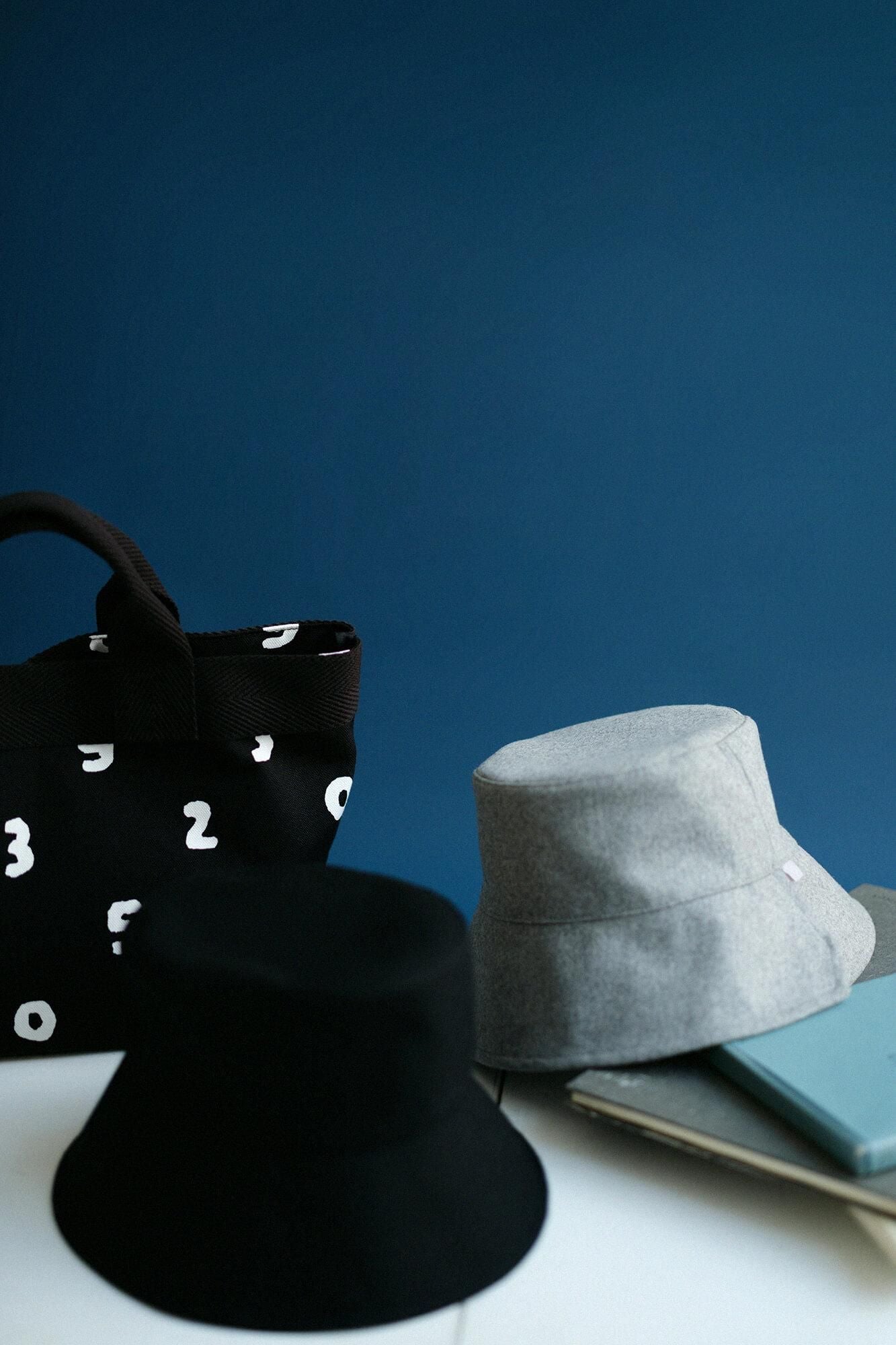 Super 100's 法蘭絨開口漁夫帽／黑色× SO-SU-U十數 昆