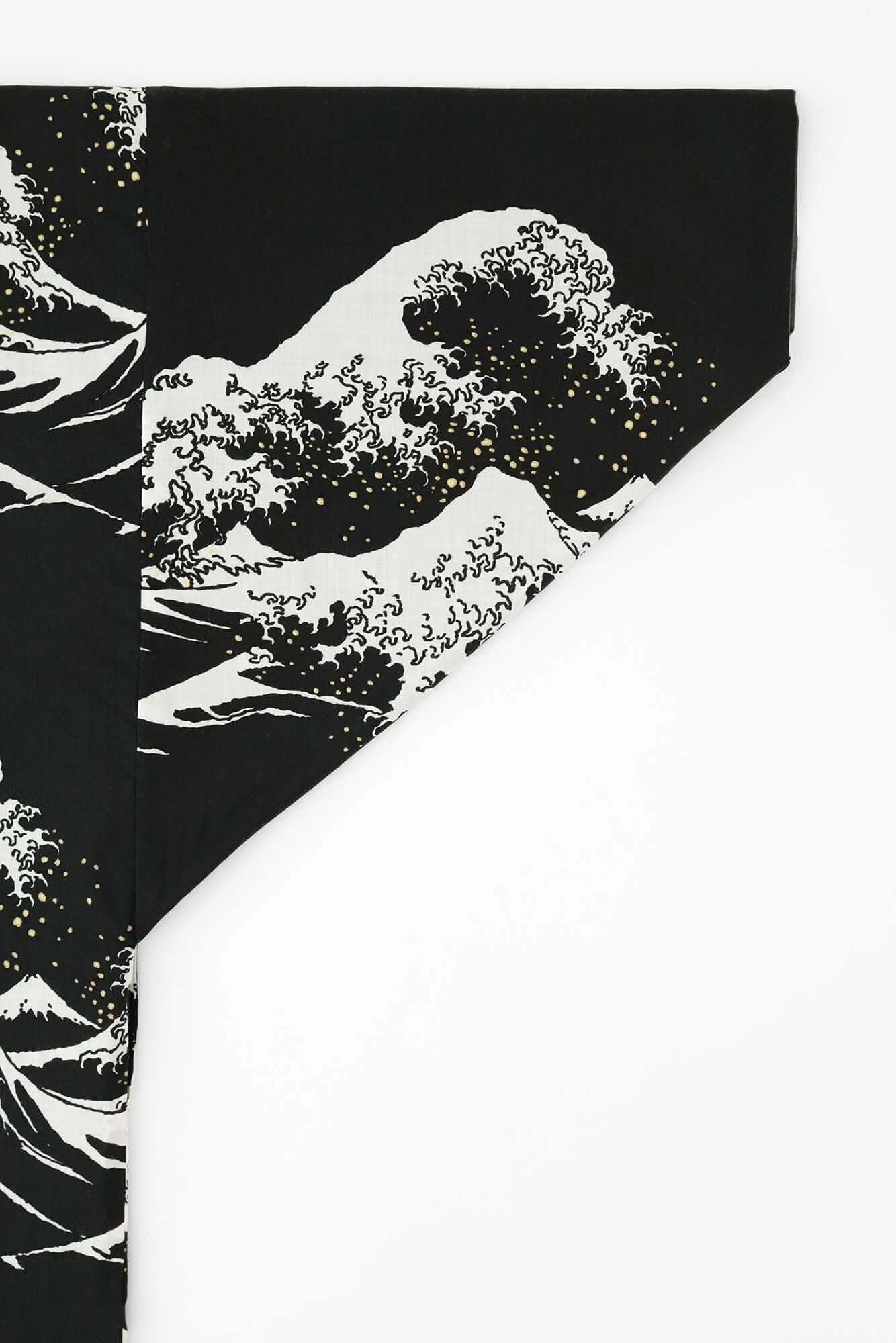 Reversible Combed Yarn × Muslin Wool Triangular Sleeve Coat / Dark Grey × Hokusai The Great Wave off Kanagawa-Recreation