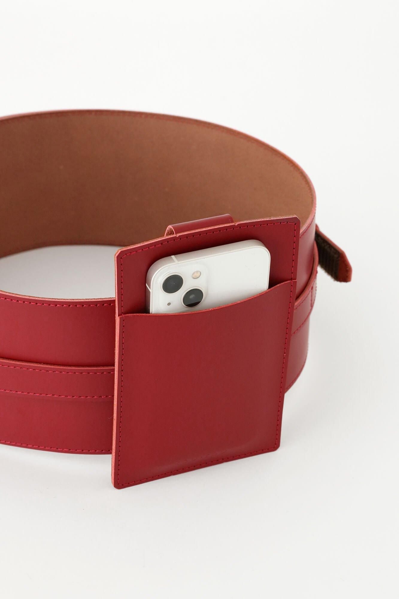 革帯（かくたい）／深緋（こきひ）