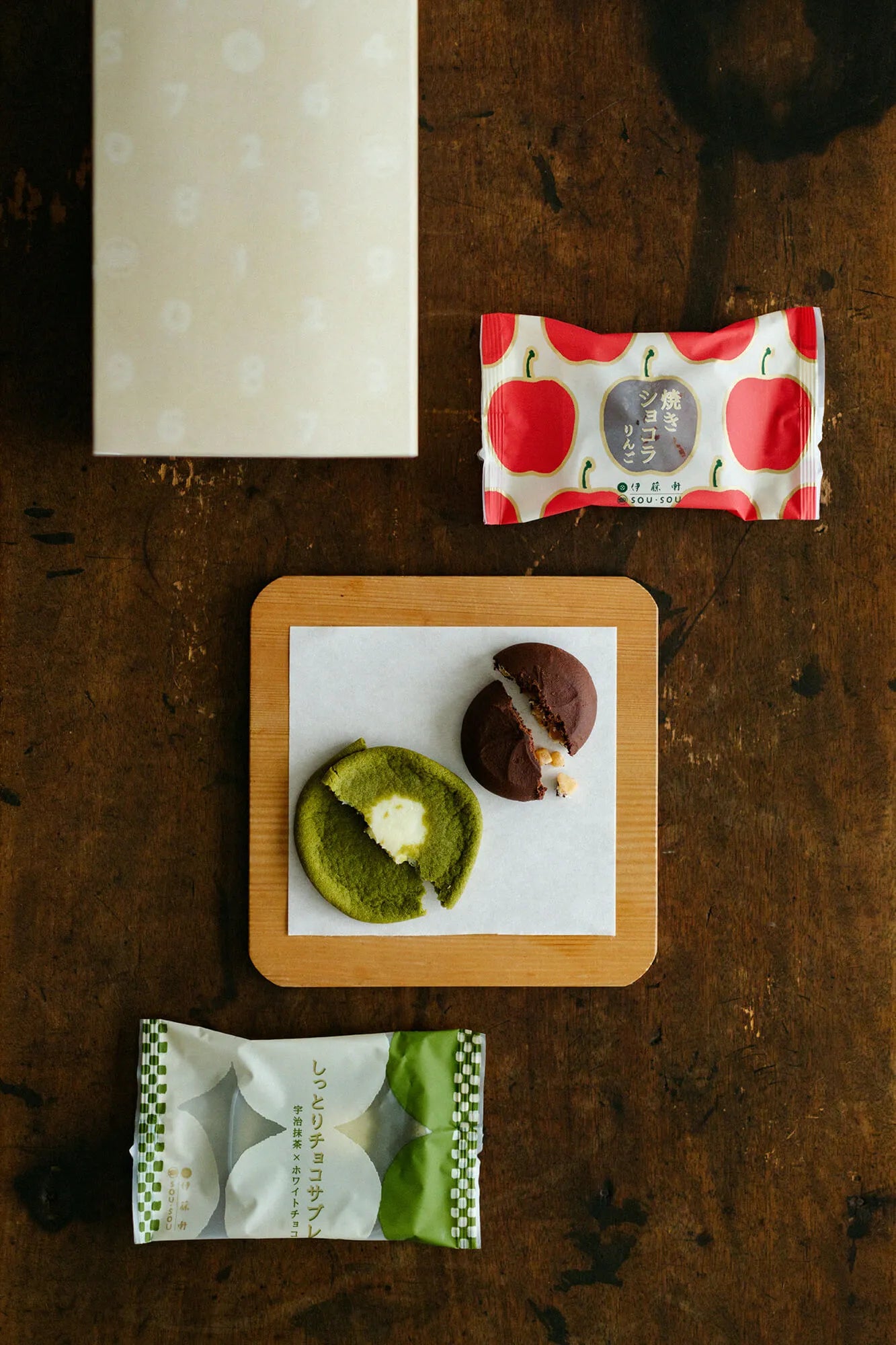 Itoken xSOU・SOU/ 촉촉한 초콜릿 세이블 Uji Matcha x 화이트 초콜릿 (상자에 5 개)