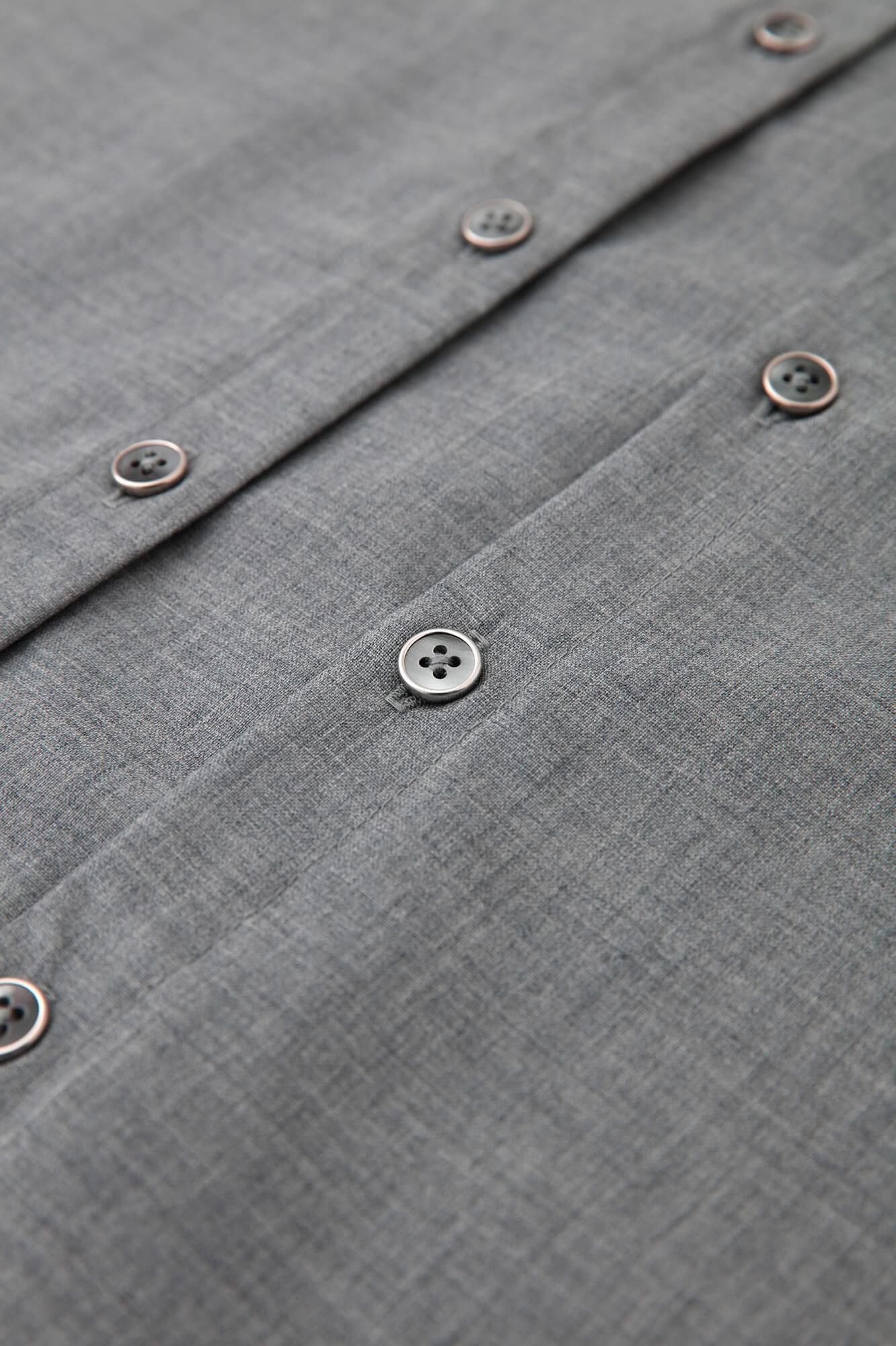 陣風靡梳毛深灰色