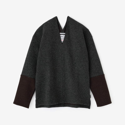 接結梳毛（せっけつそもう） 阿弥（あみ） 違い袖貫頭衣（ちがいそでかんとうい）／杢墨（もくずみ）