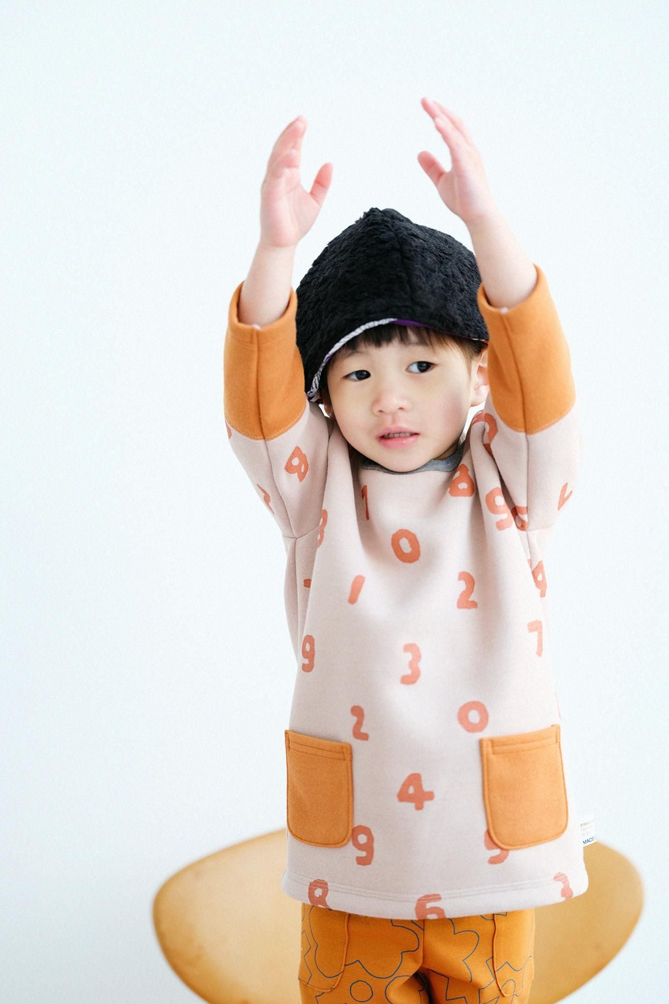 ●仿毛帽／扇子