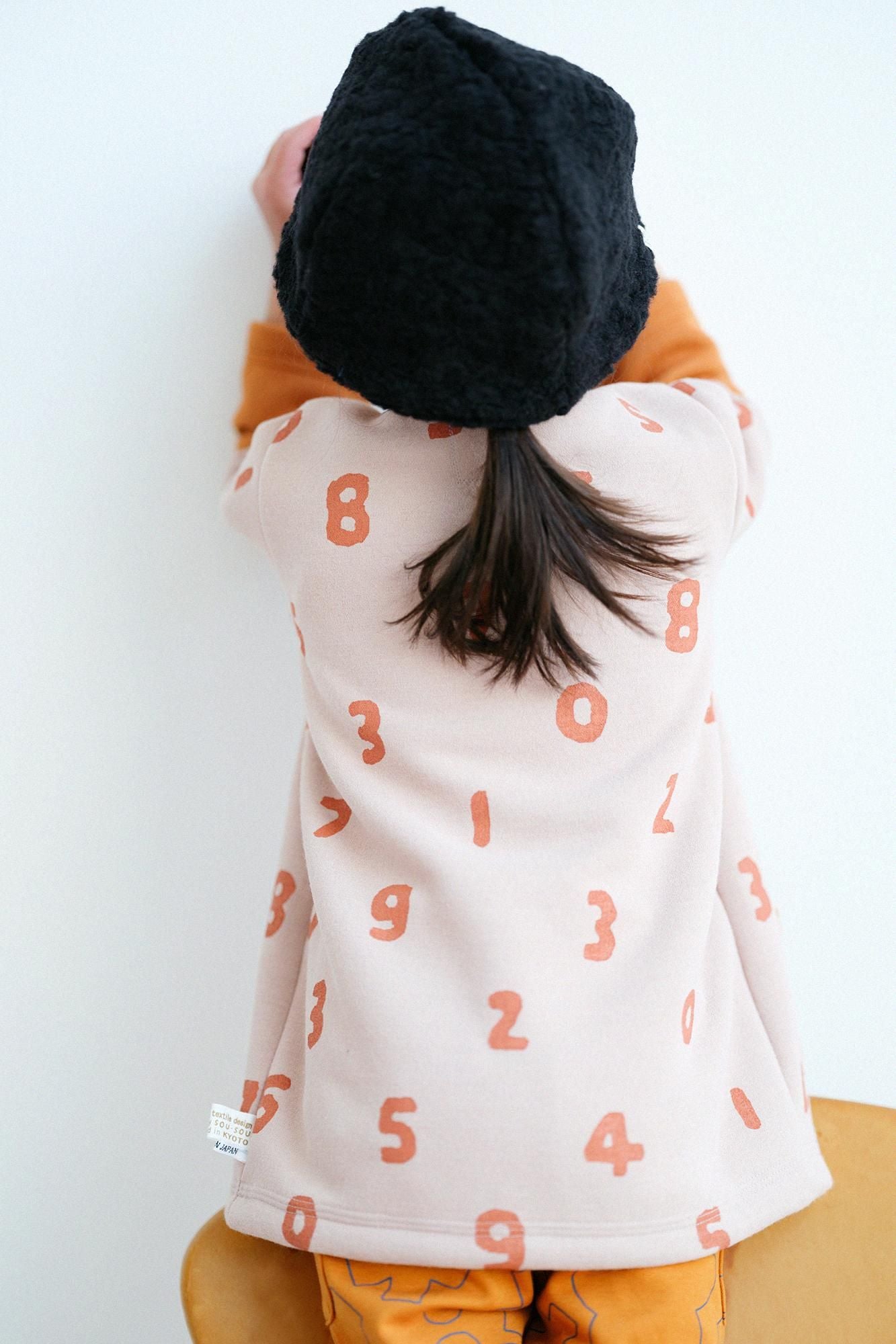 ●仿毛帽／扇子