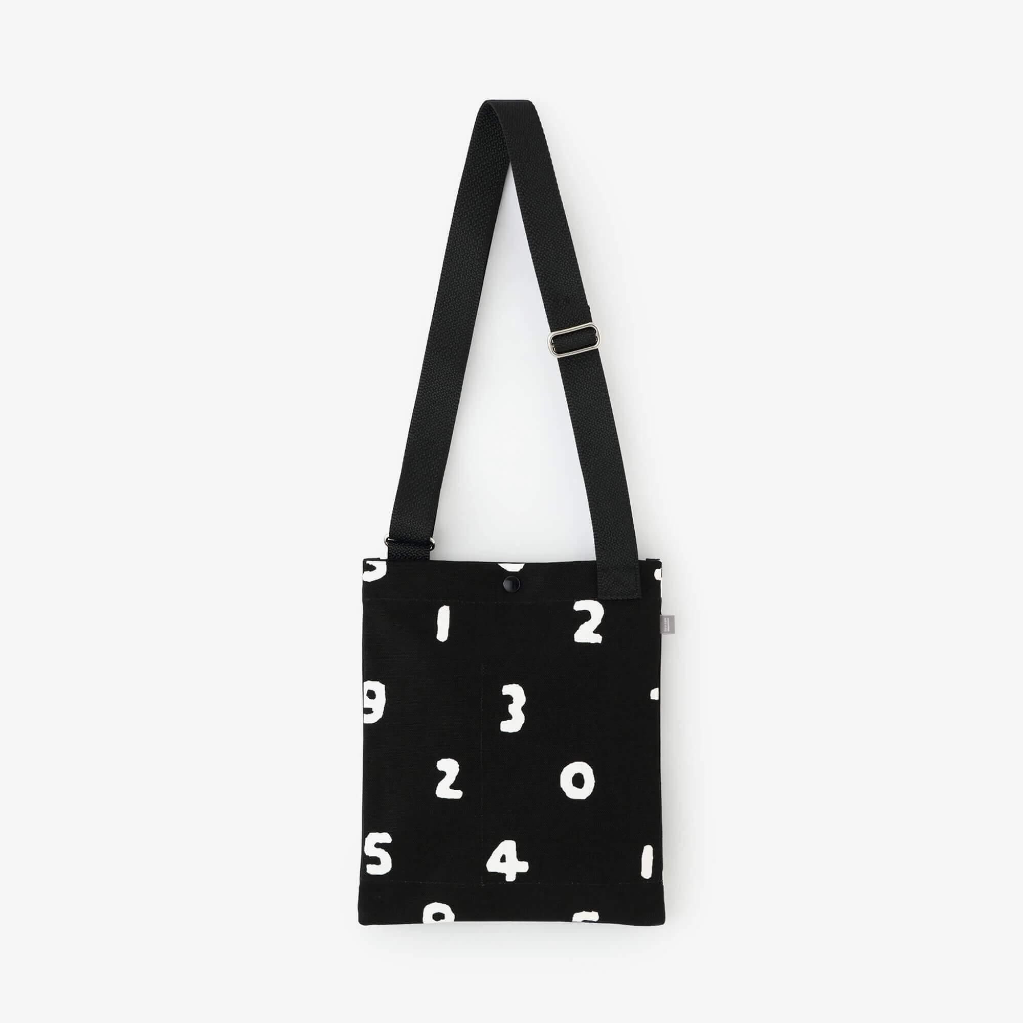 帆布 サコッシュ 小／SO-SU-U 濡羽色（ぬればいろ）×つくも