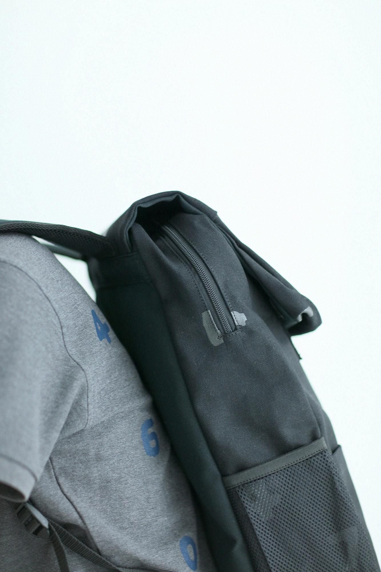 バックパック／SO-SU-U 濡羽色（ぬればいろ）×濡羽色（ぬれ