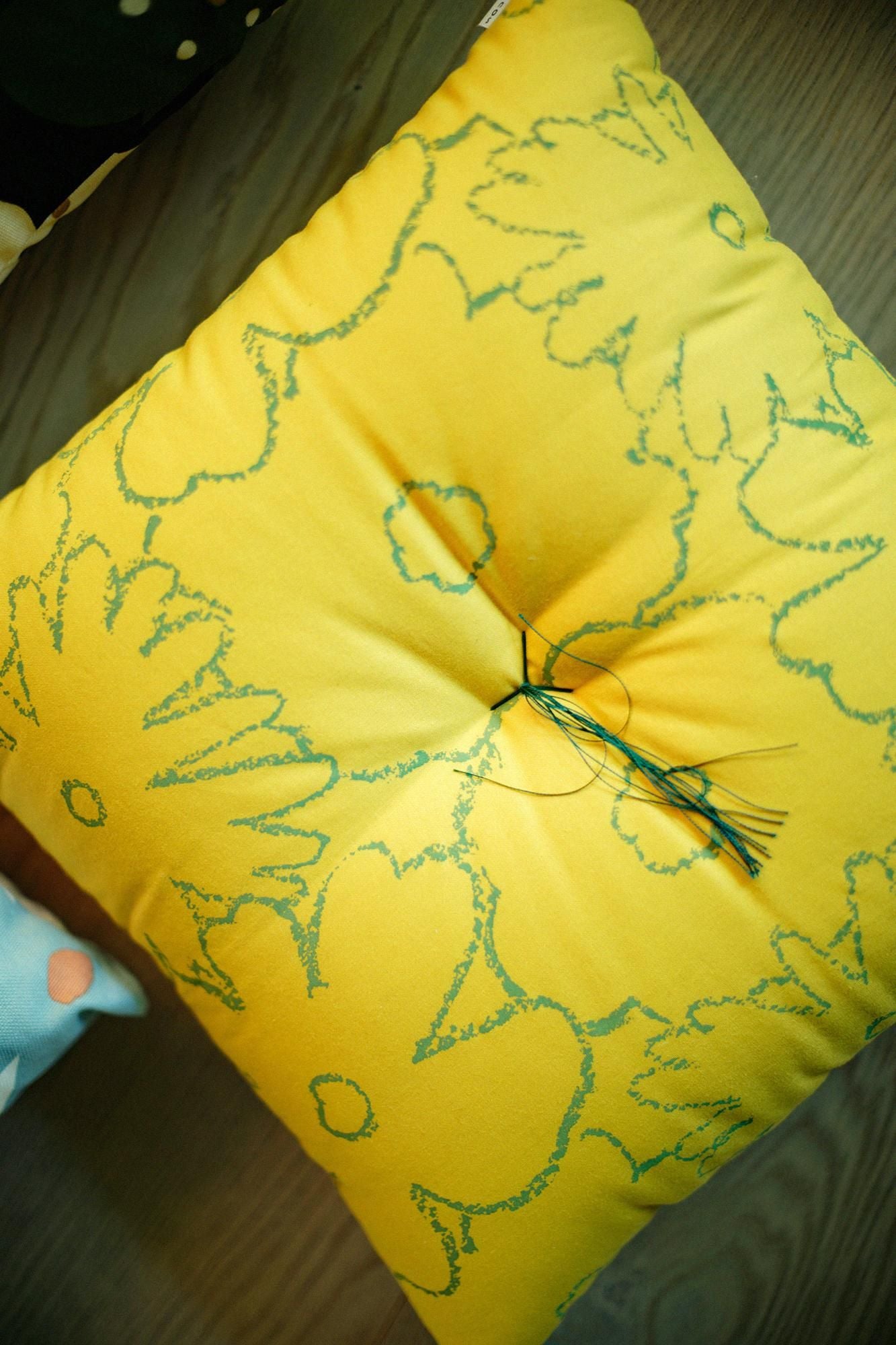 SOU・SOUKyoto Cushion(20th count plain weave)/Oraka Graffiti【※Delivery in 3 weeks】