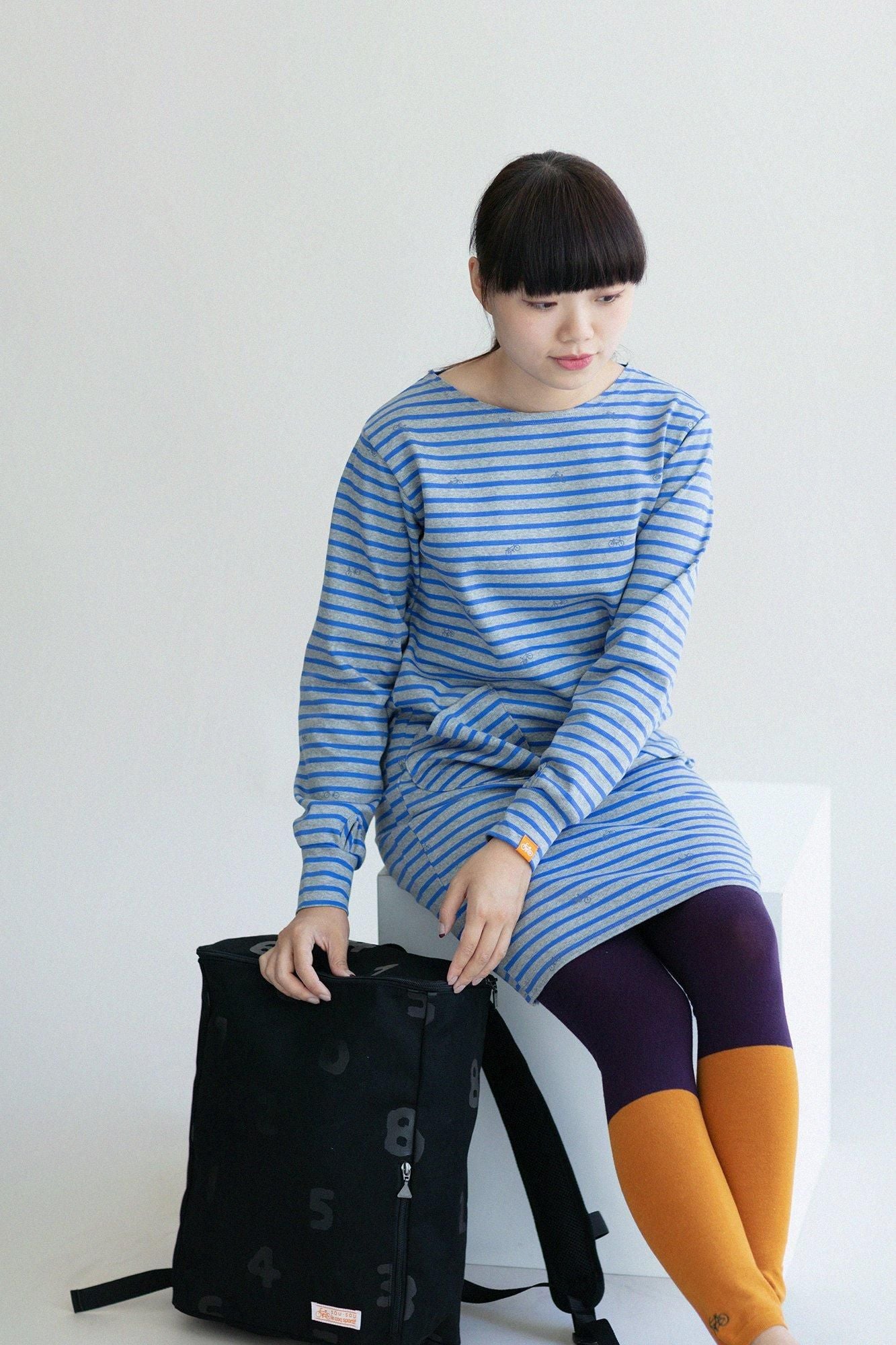 BOXバックパック／SO-SU-U 濡羽色（ぬればいろ）×濡羽色（ぬればいろ）