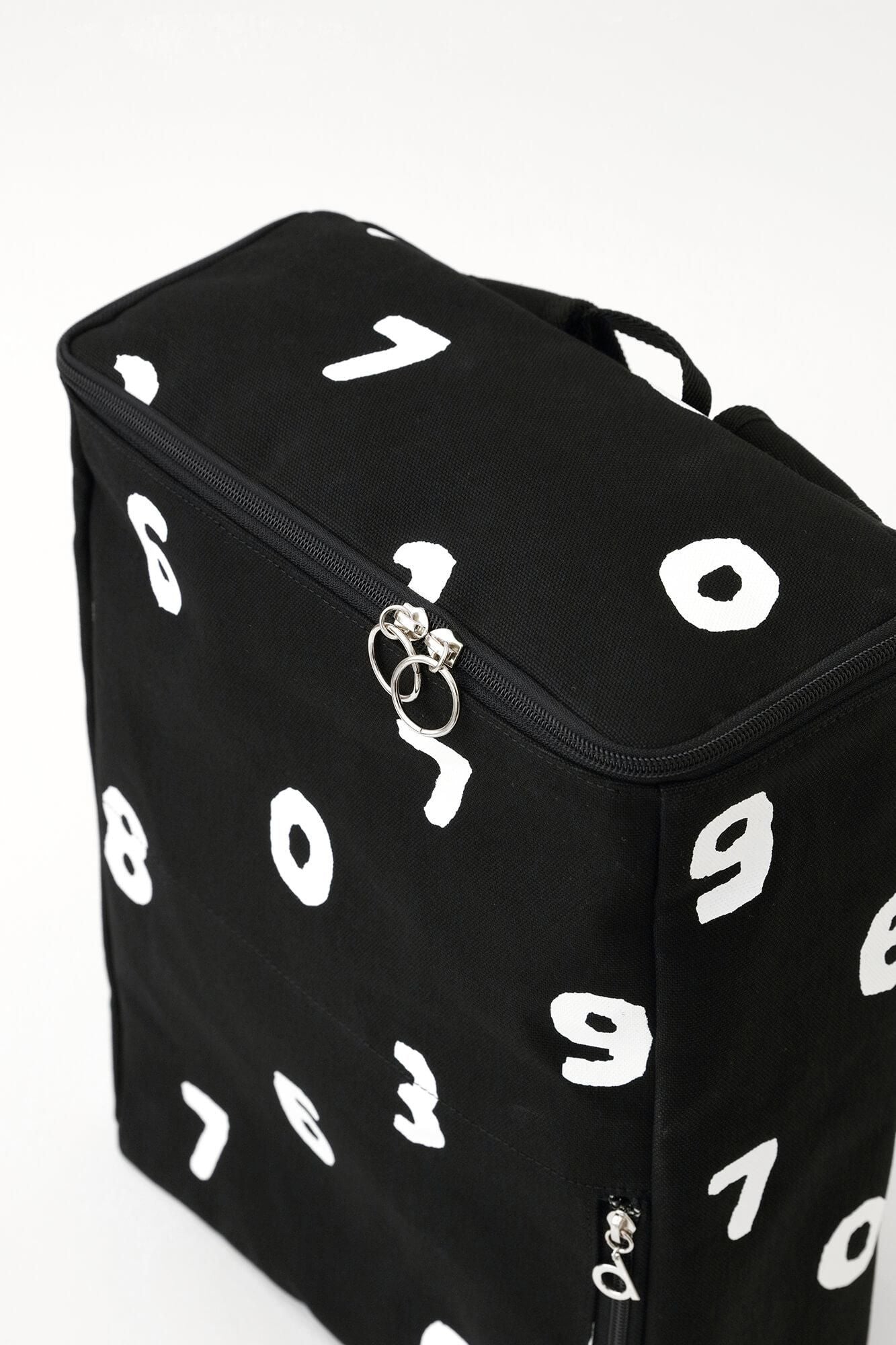 BOX Backpack / SO-SU-U Black× White