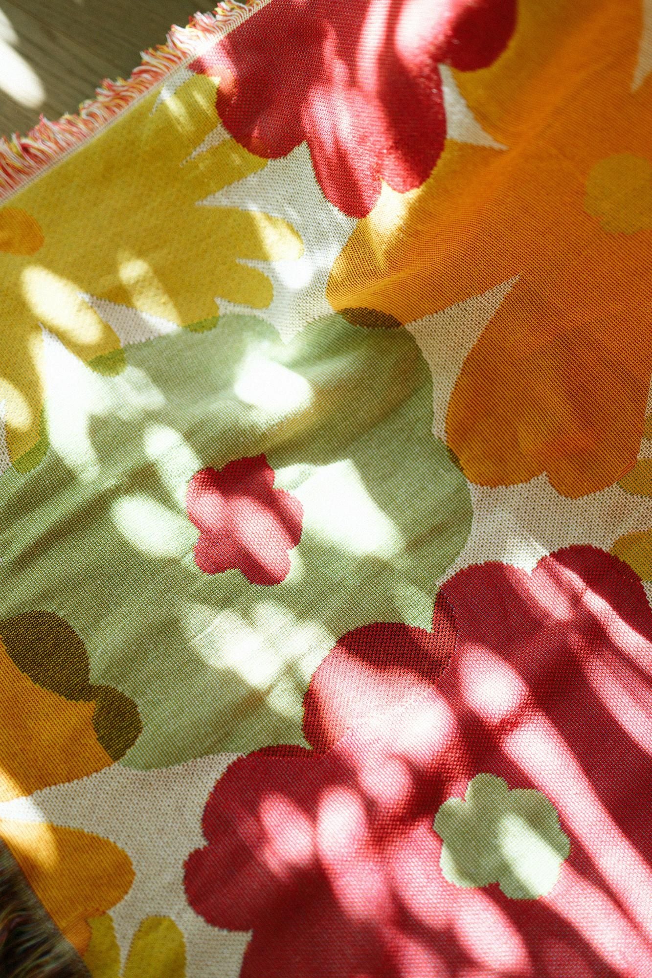 SOU・SOU × eslite bookstore Picnic Blanket / Oraka Tropical