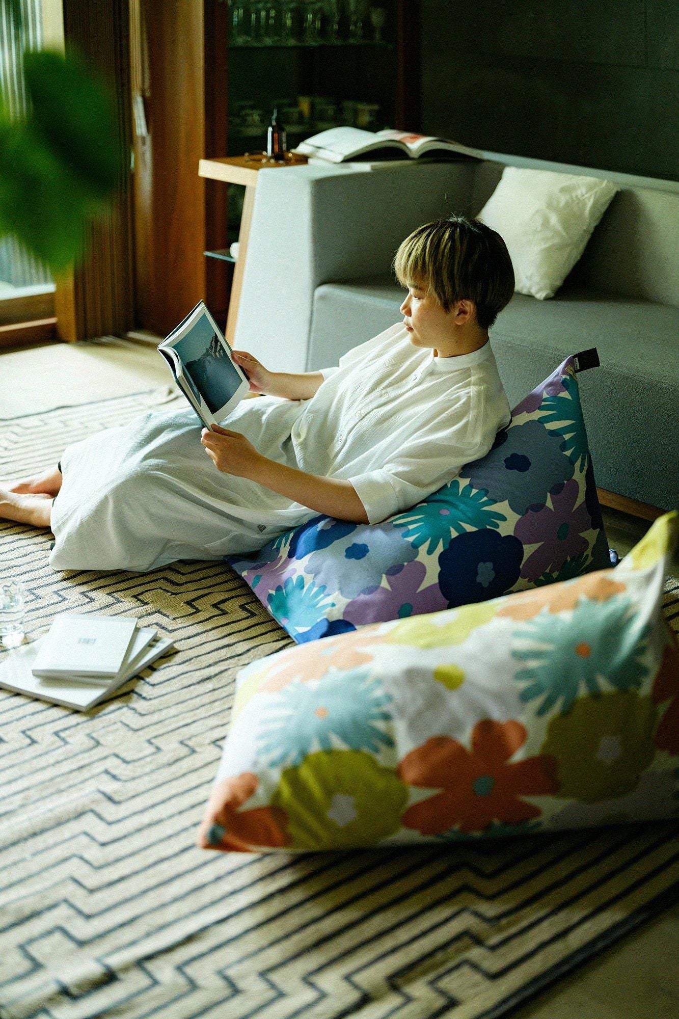 クッション座椅子／おおらかとりどり 中 水紫（すいし）【※お届けに約3週間】