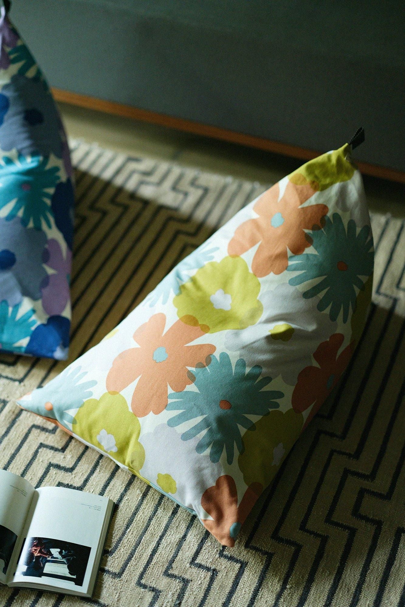 クッション座椅子／おおらかとりどり 中 小春（こはる）【※お届けに約3週間】