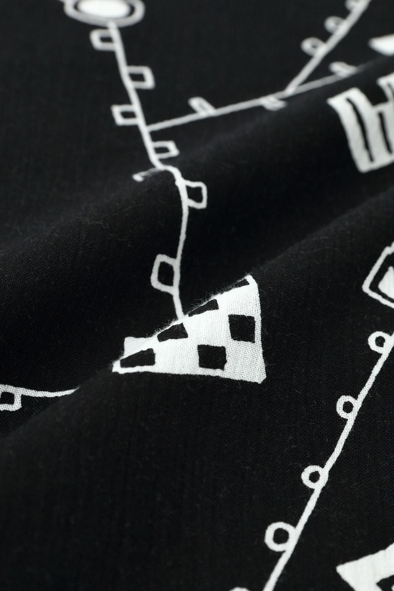 Chizimi Cotton 20/20 Naginata Square Top / Scroll Play