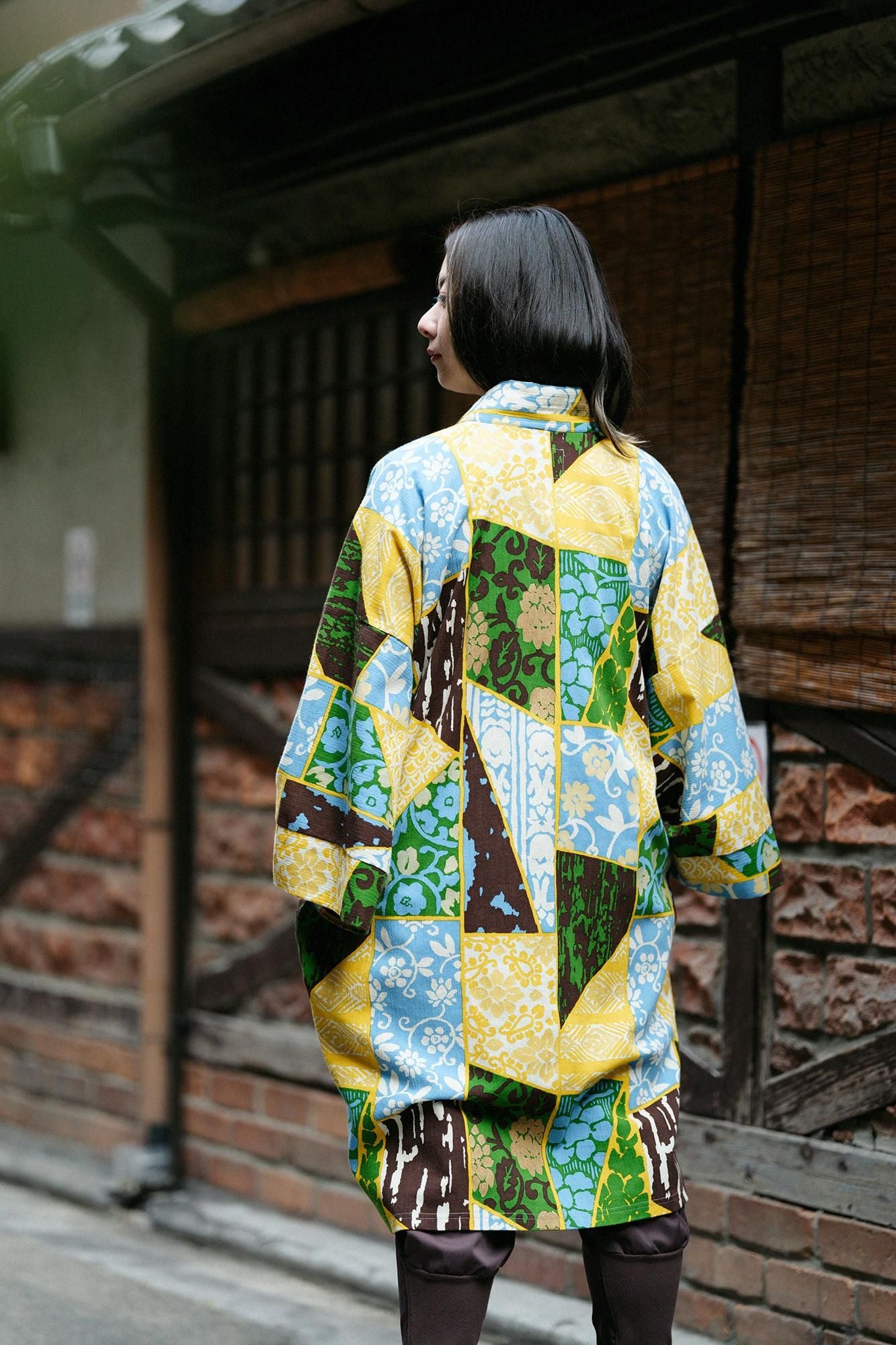 高島縮 20/20 長風靡（ながふうび）／金銀襴緞子等縫合せ（きん